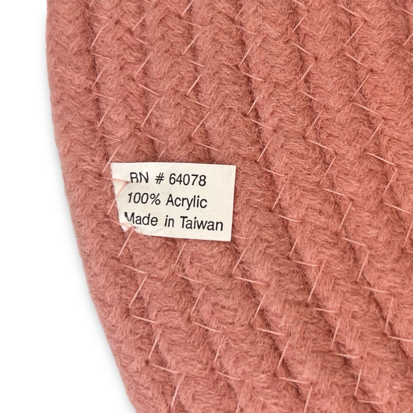 Heart Shaped Pink Rug Braided Style Valentine Sweetheart Country Chic 32”x 24″