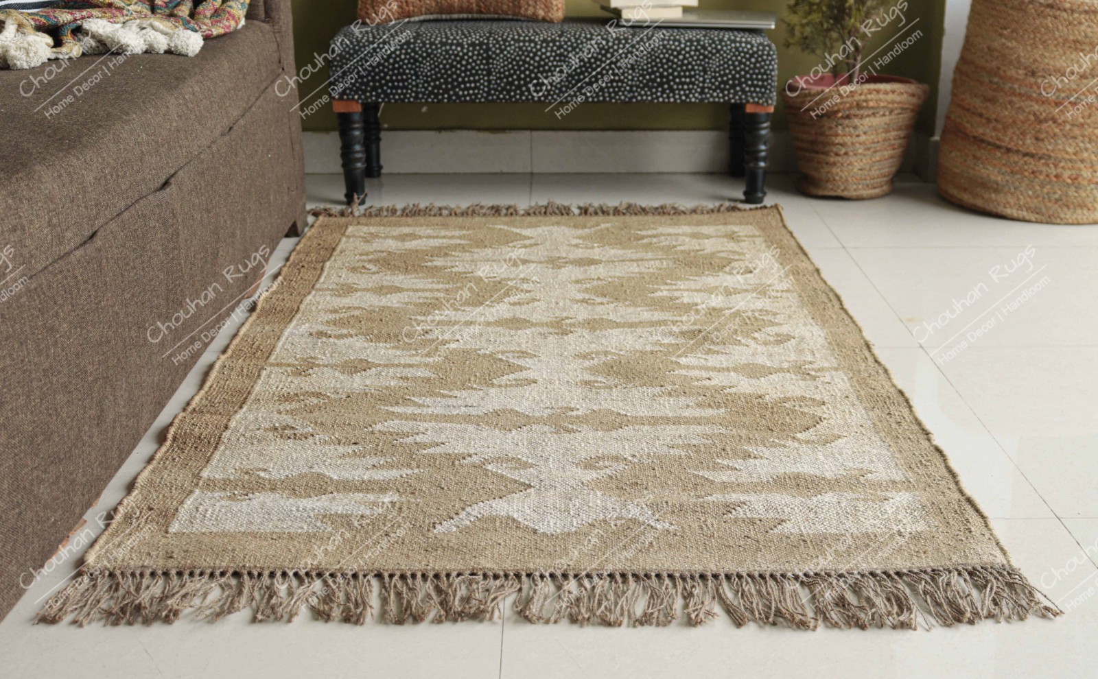 Indian Handmade Wool Jute Kilim Rug With White Design Rug, Fringes Jute Rug