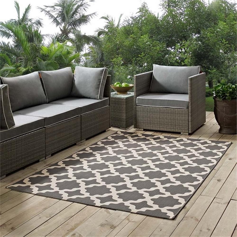 Pemberly Row Modern 94.5×122″ Fabric Area Rug in Gray and Beige