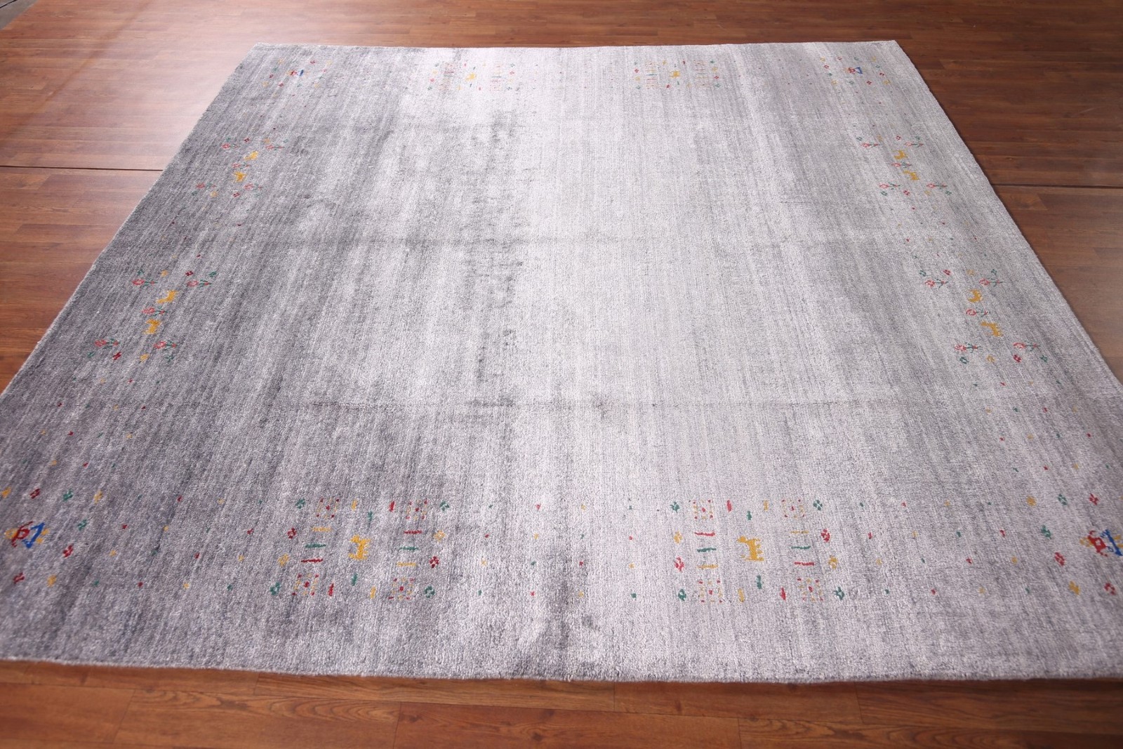 Gray Tribal Square Area Rug 8×8 Handmade with Artistic Color for Chic Interiors