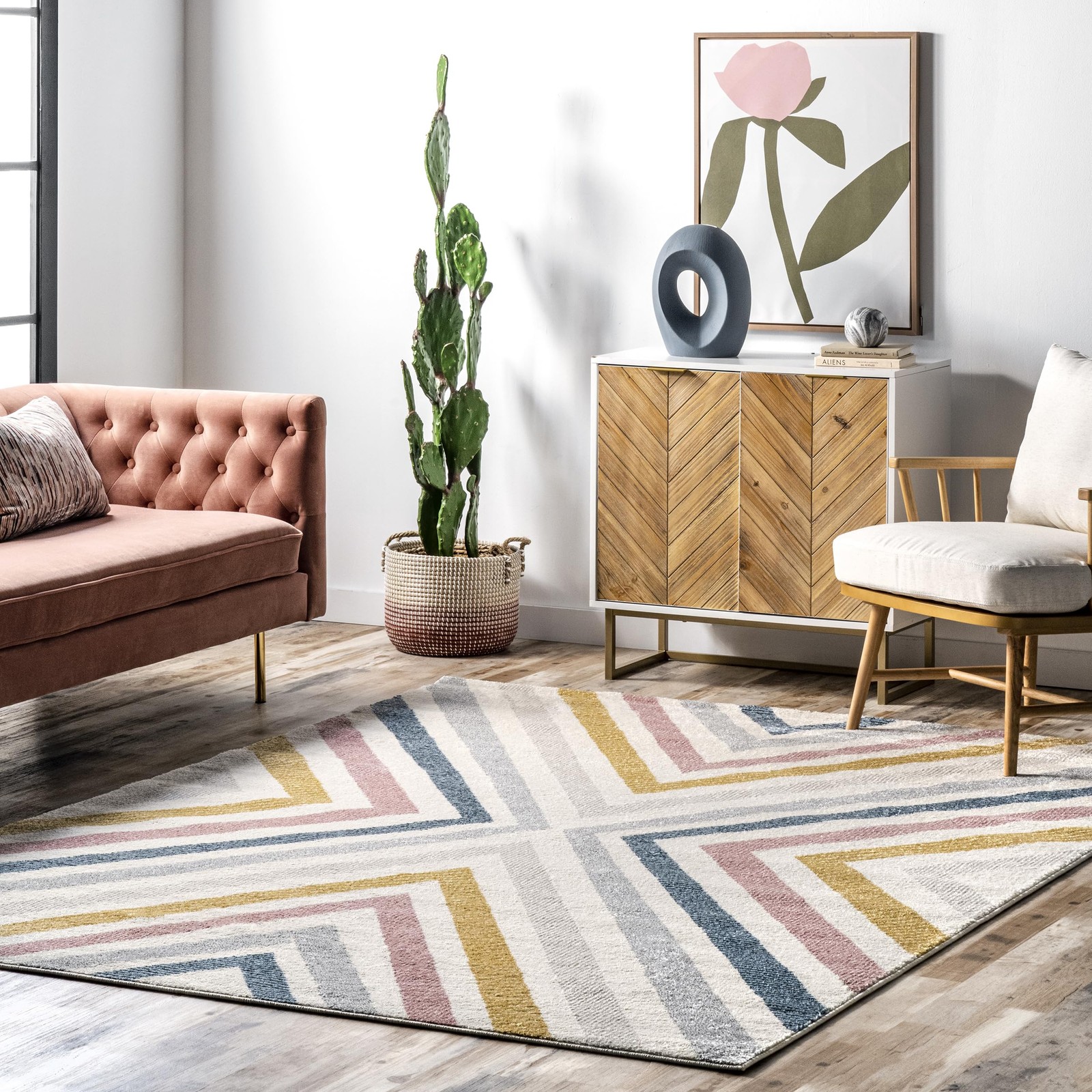 Neveah Beige/Ivory, 6’7″ x 9′, Contemporary, Chevron, Soft and Cozy, High Tra…