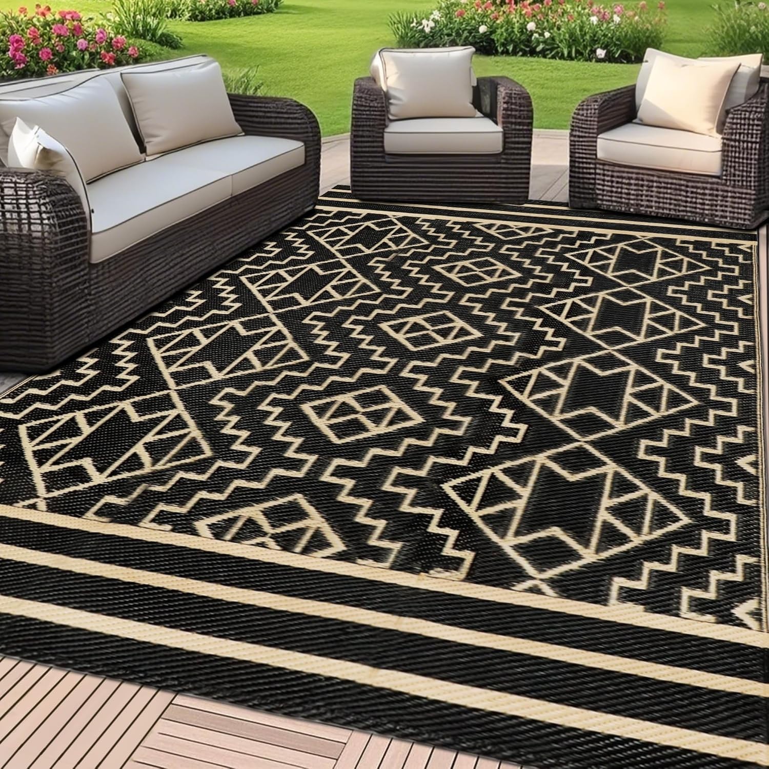 5′ x 8′ Flat Woven Outdoor Rug – Stylish and Functional for Any Occasion