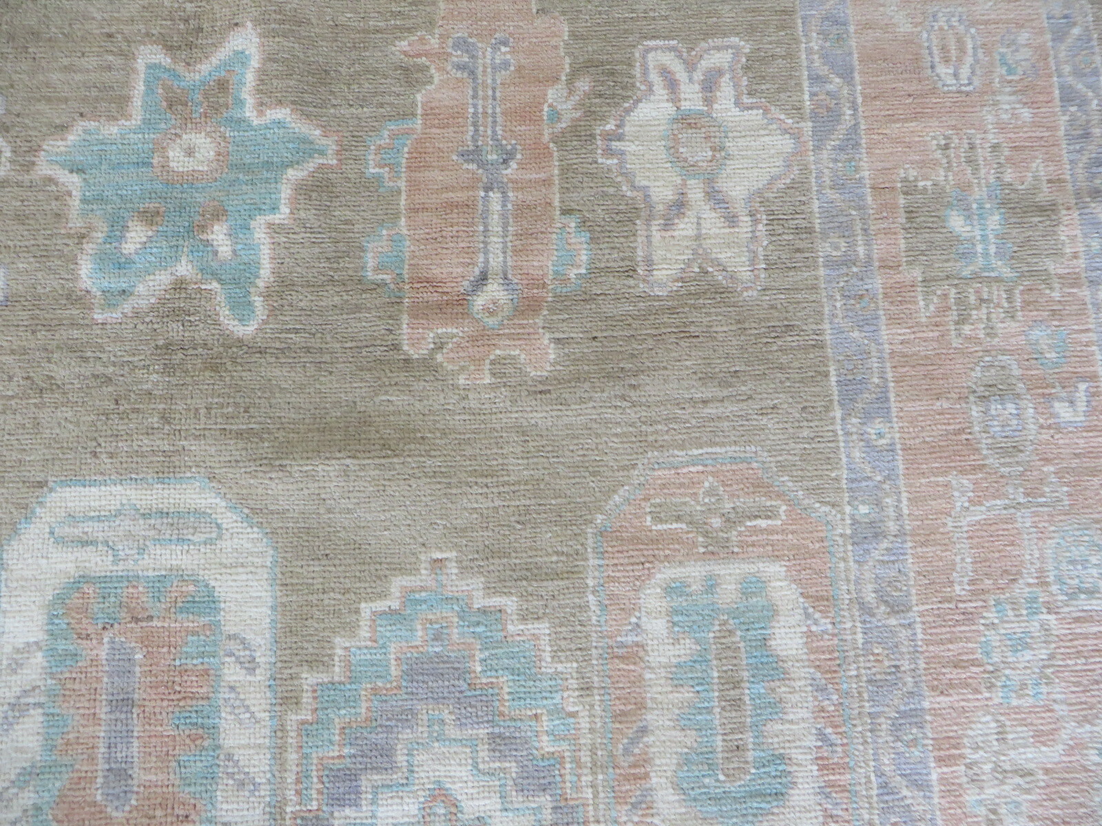 5’9 x 8’10 Hand Knotted Sand Brown Turkish Oushak Oriental Rug G10931