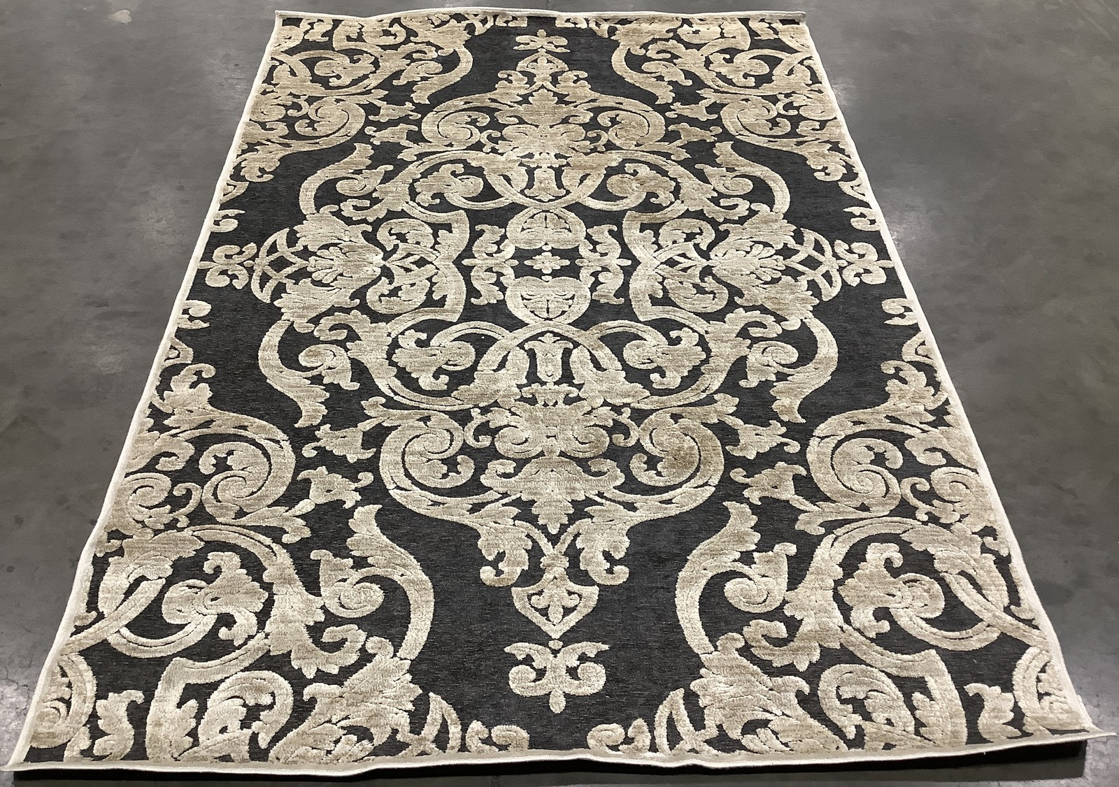 STONE ANTH 5′-3″ x 7′-6″ Back Stain Rug, Reduced Price 1172685824 PARB348-3430-5