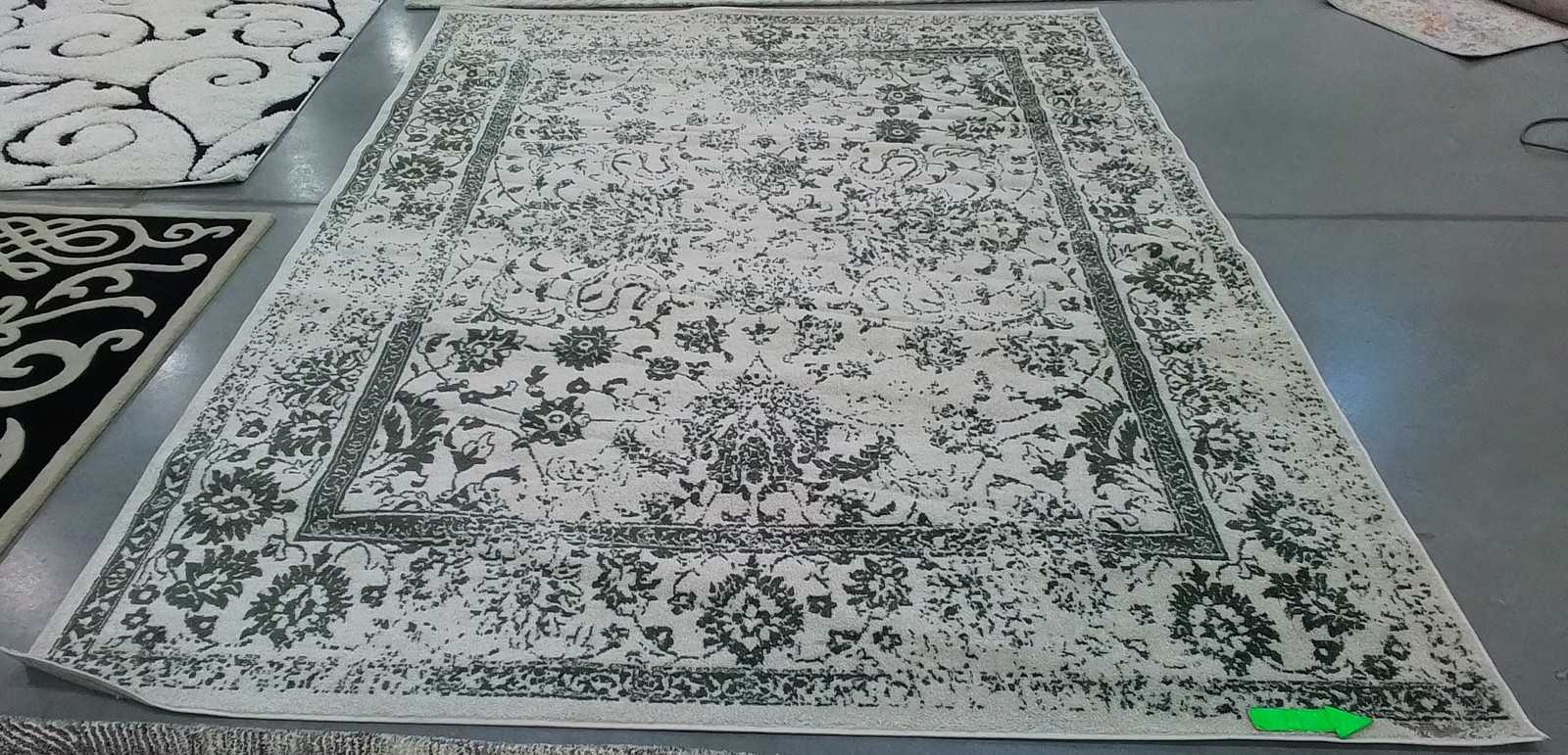 IVORY / DARK GREEN 8′-0″ x 10′-0″ Damaged Rug Reduced Price 1172796560 ADR109X-8