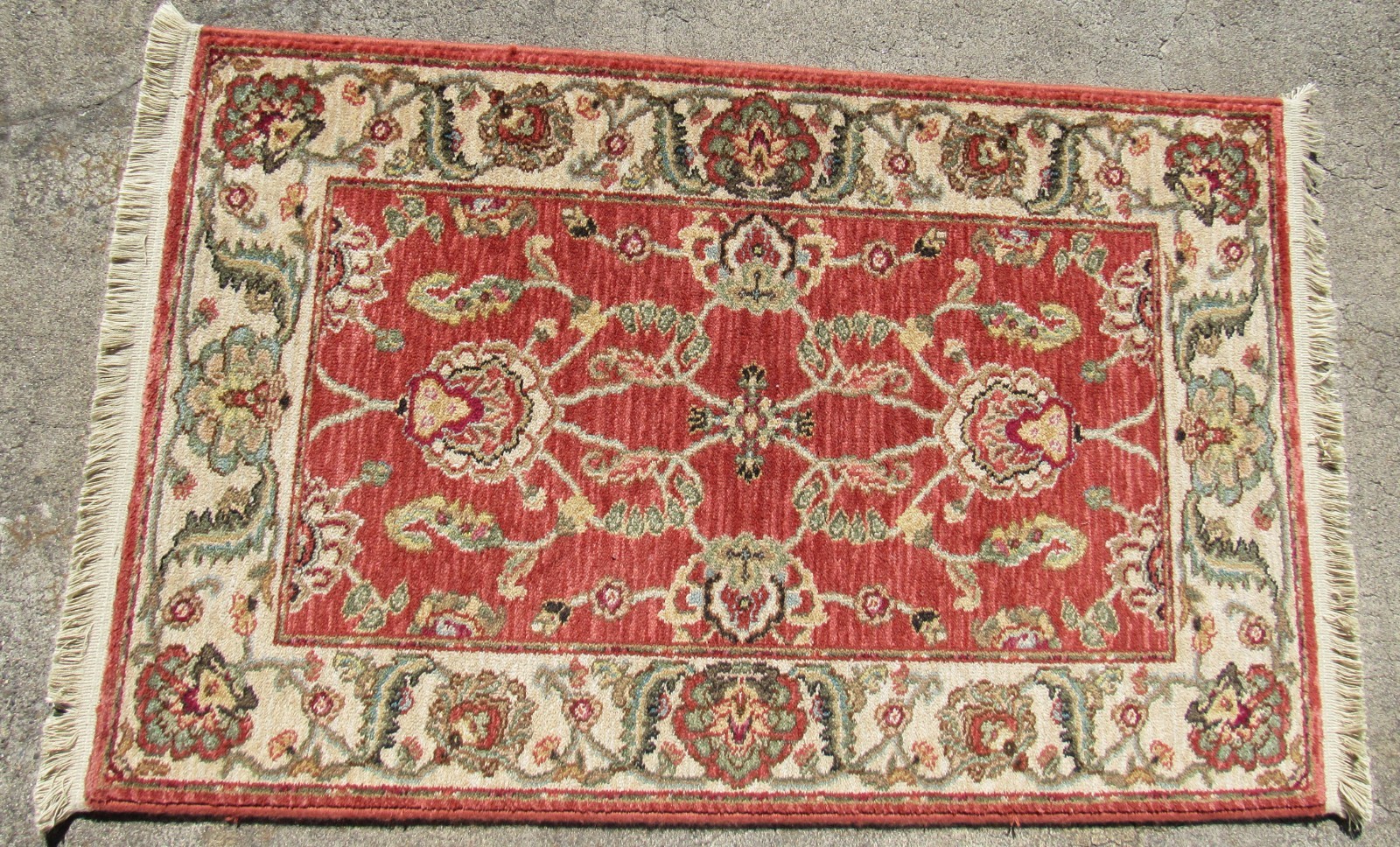 Beautiful Vintage Karastan Runner Style Ashara Agra Red Size 2’6”x 4’ USA Made