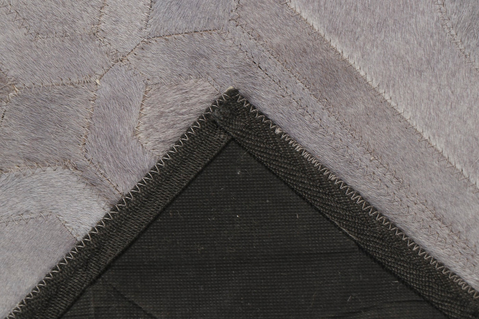 Oscar Isberian Patchwork Cowhide Area Rug 3′ x 5′ Argentina Carpet Gray Hide