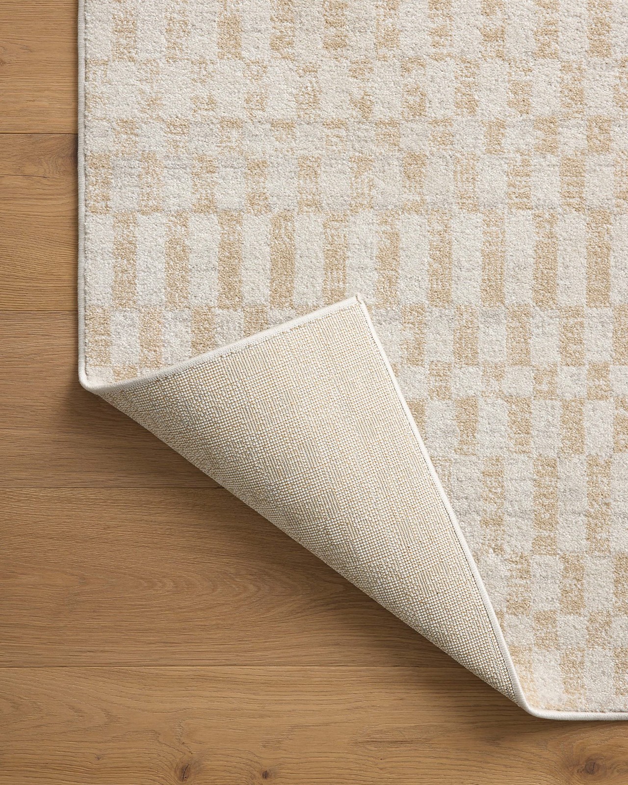 Loloi Kamala Collection Kam-05 Ivory/Natural 5-3 X 7-9 Area Rug