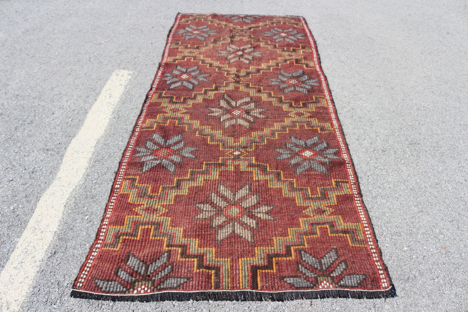 Vintage Area Rug 4×9,3 ft (123×283 cm), Kilim Red Oriental Turkish Rug