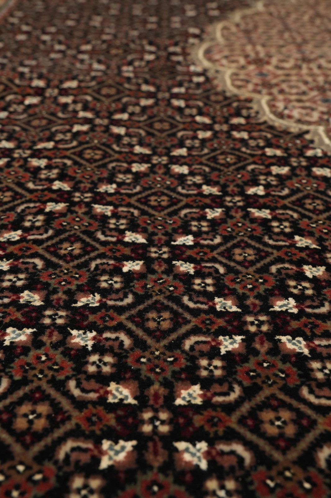 5.5 x 8 Black Tabriiz Mahii Wool and Silk Handmade Rug #F-4454