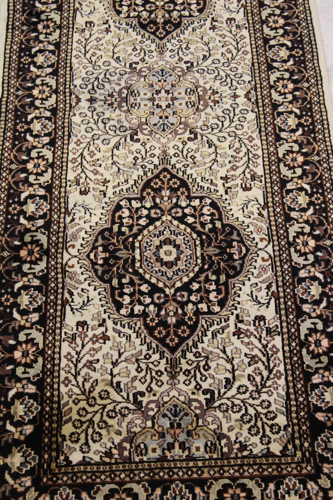 2’6″ x 10’11” Ft Jammu Vegetable Dye Hand Knotted Oriental Authentic Runner Rug