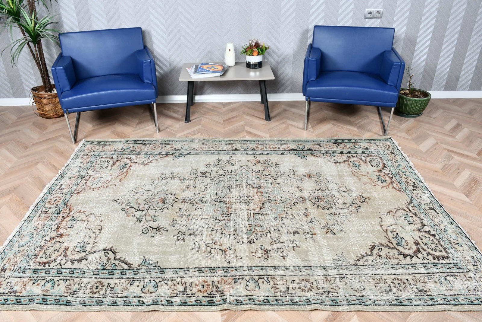 Vintage Rug 5,4×8 ft (166×245 cm), Blue Solid Turkish Rug