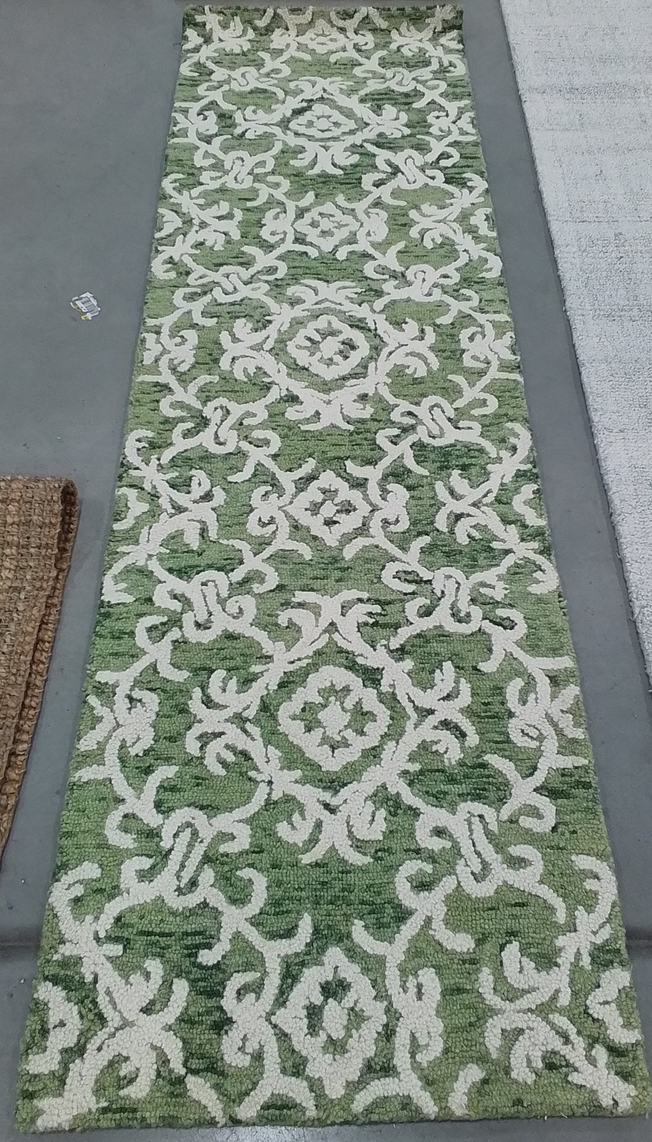 GREEN / IVORY 2′-3″ x 8′-0″ Cut on Rug, Reduced Price 1172808579 BLM104Y-28