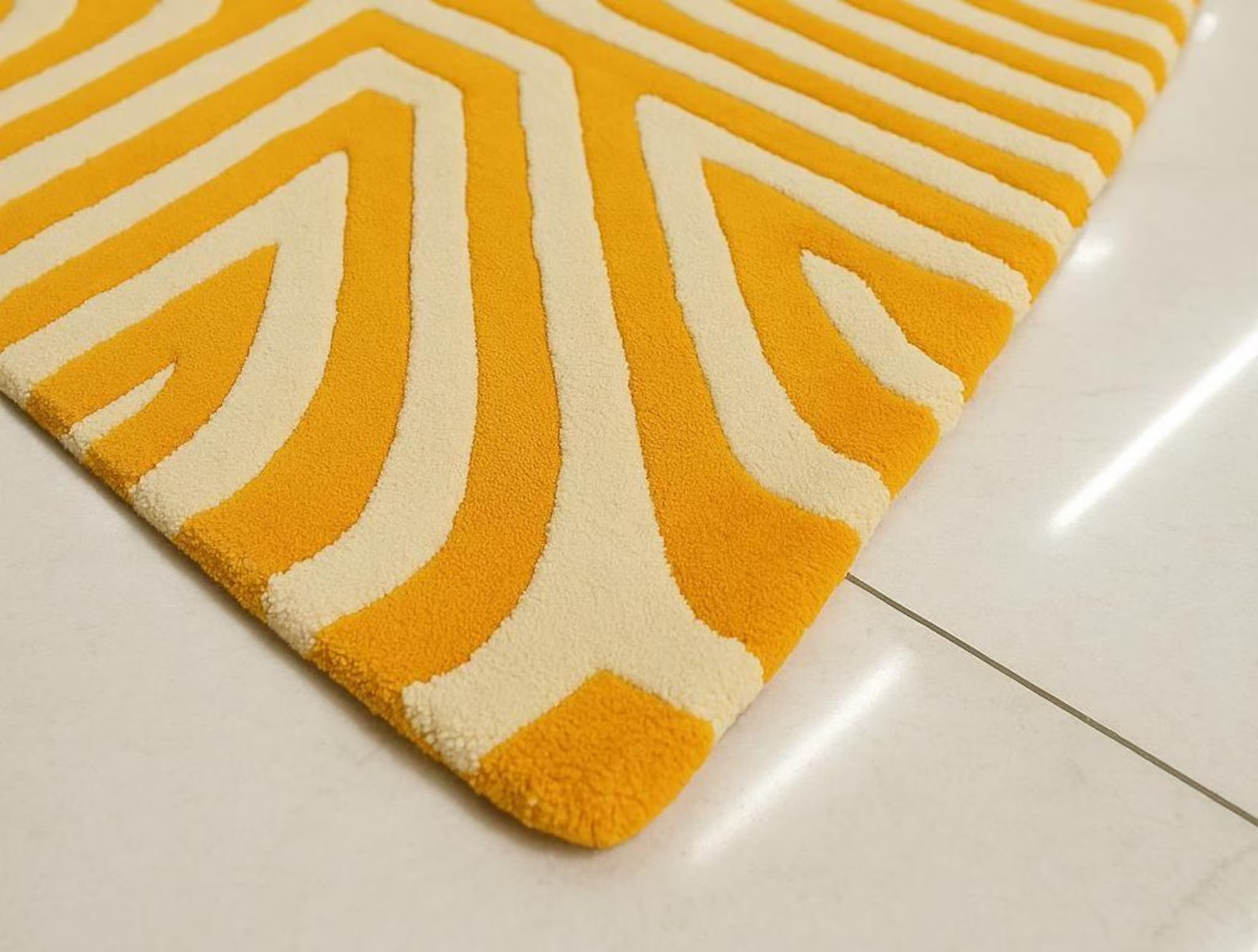 Contemporary Monochrome Hand-Tufted Rug, Orange and White Geometric Rug, Chic Ha