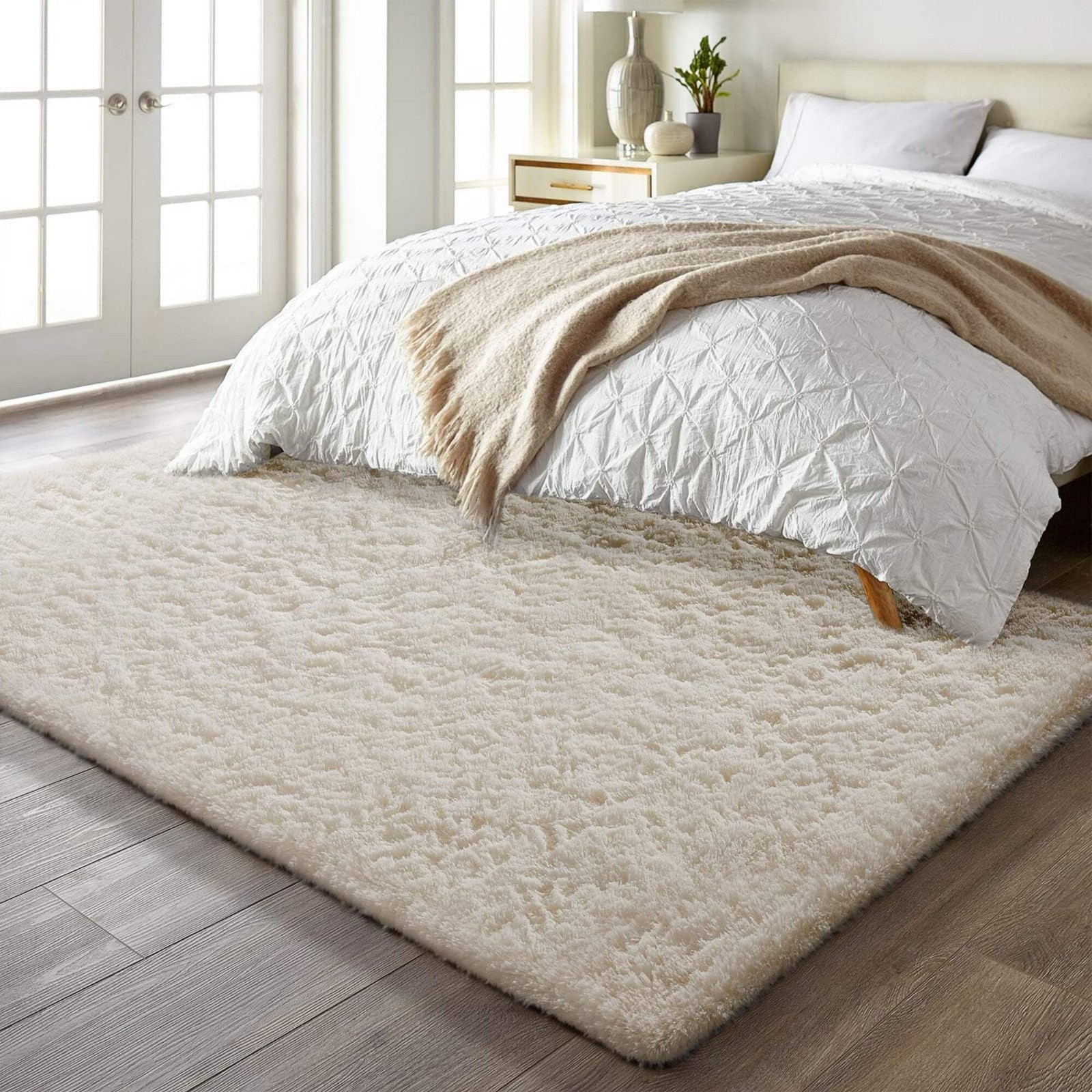 Ophanie 5×7 Ivory Super Soft Plush Shag Area Rug Non-Slip Bedroom Living Room