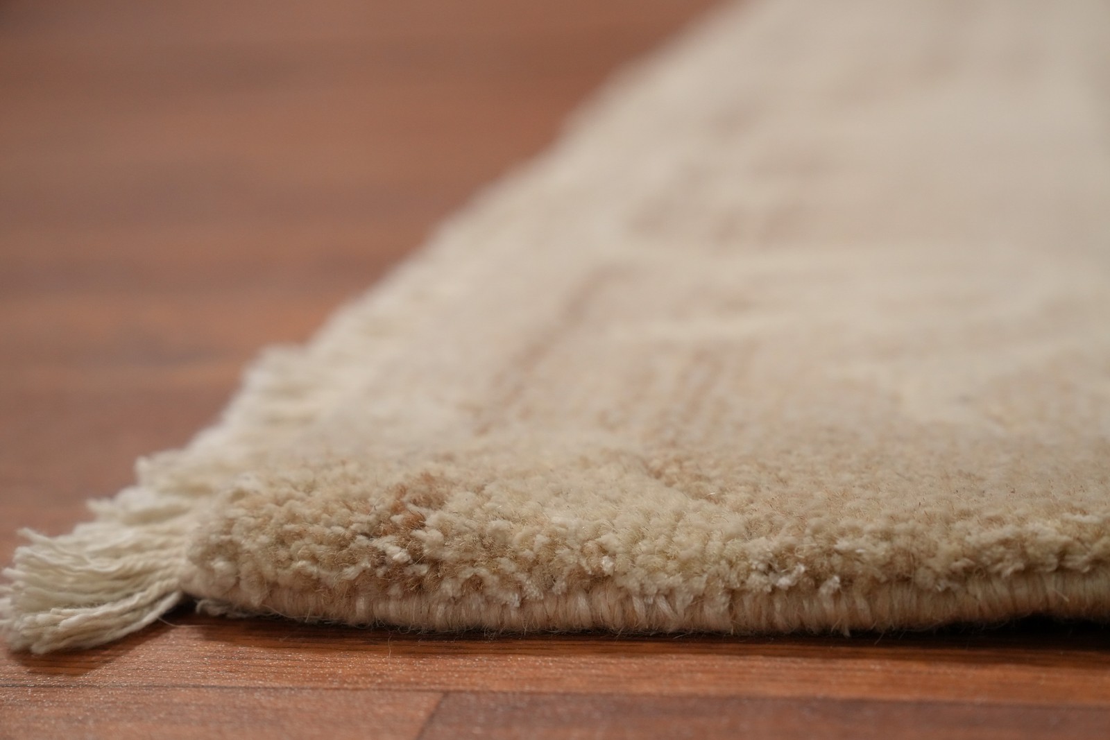Damask Nepalese Rug 6×8 Hand-knotted Wool/ Silk with Subtle Texture Details