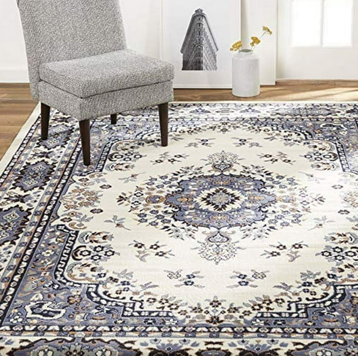Alfombra 5×7 Medallón Floral Ivory/Azul 5×7 Traditional Indoor Area Rug