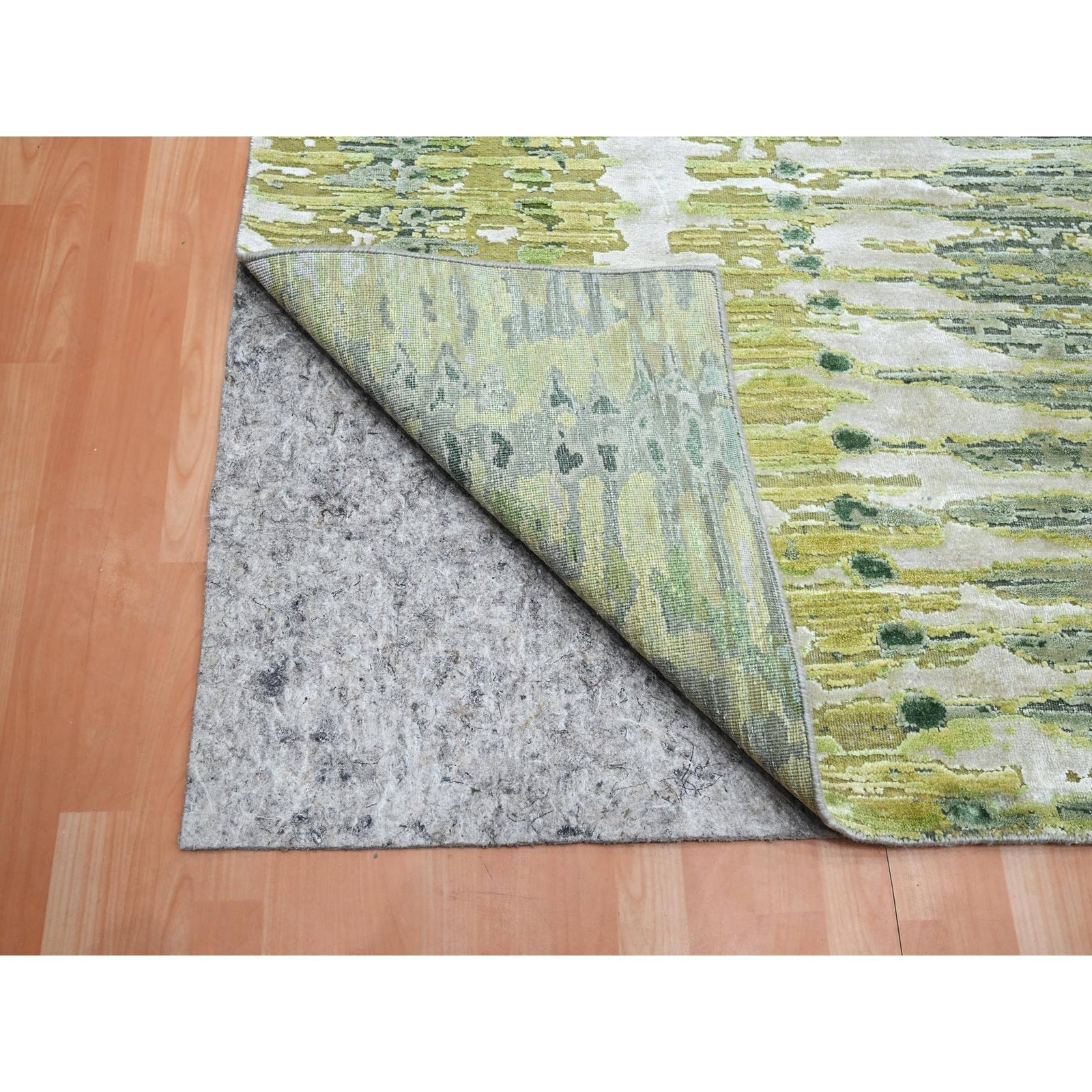 9’x12’2″ Green Crocodile Safari Design All Silk Hand Knotted Oriental Rug R75551