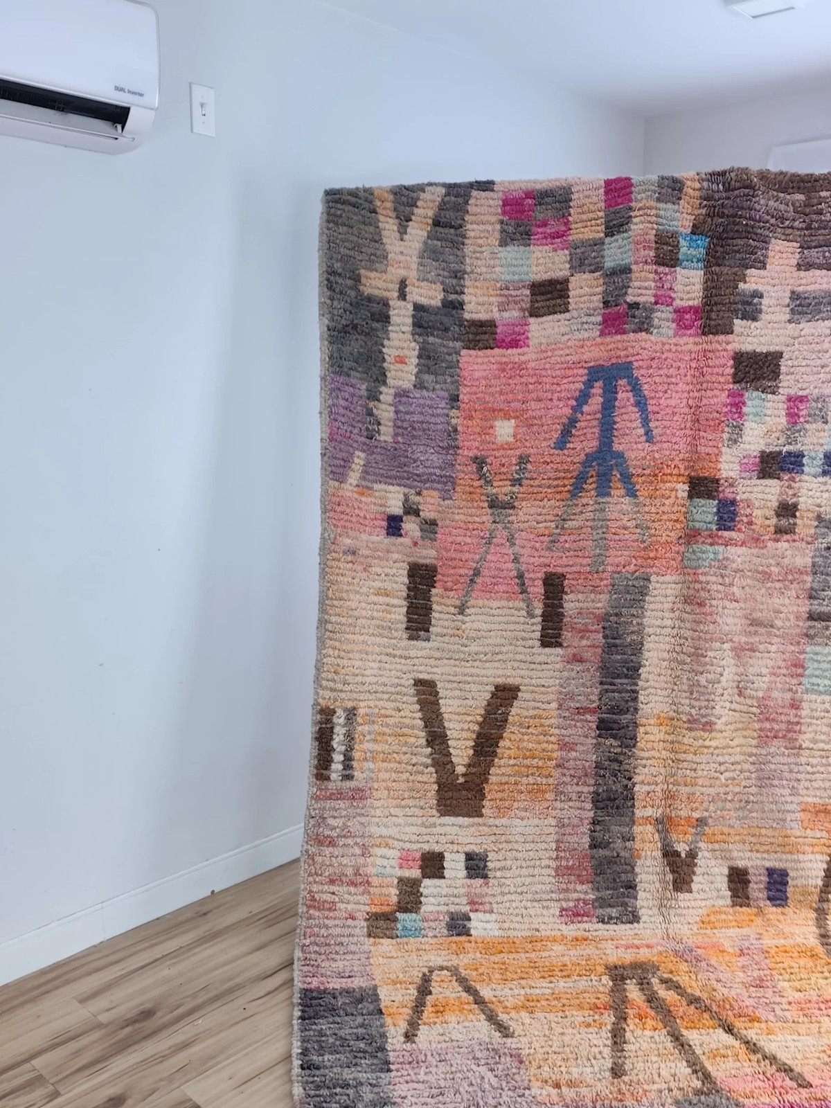 Handmade Moroccan Boujaad Rug 9’7″ x 6’9″ Rose Clay Patchwork Wool Rug