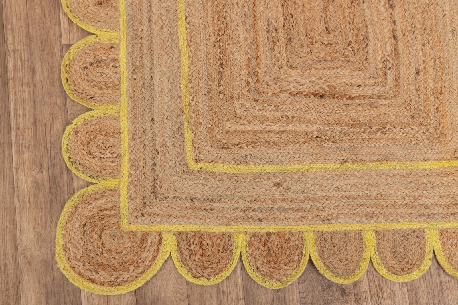 Scalloped Jute Rug 100% Natural Braided Rustic Look Area Modern Carpet Mat Rug