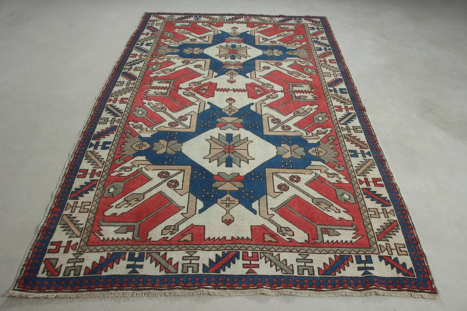 Vintage Turkish Large Rug 5,2×8,5 ft (160×260 cm), Red Ombré Rug