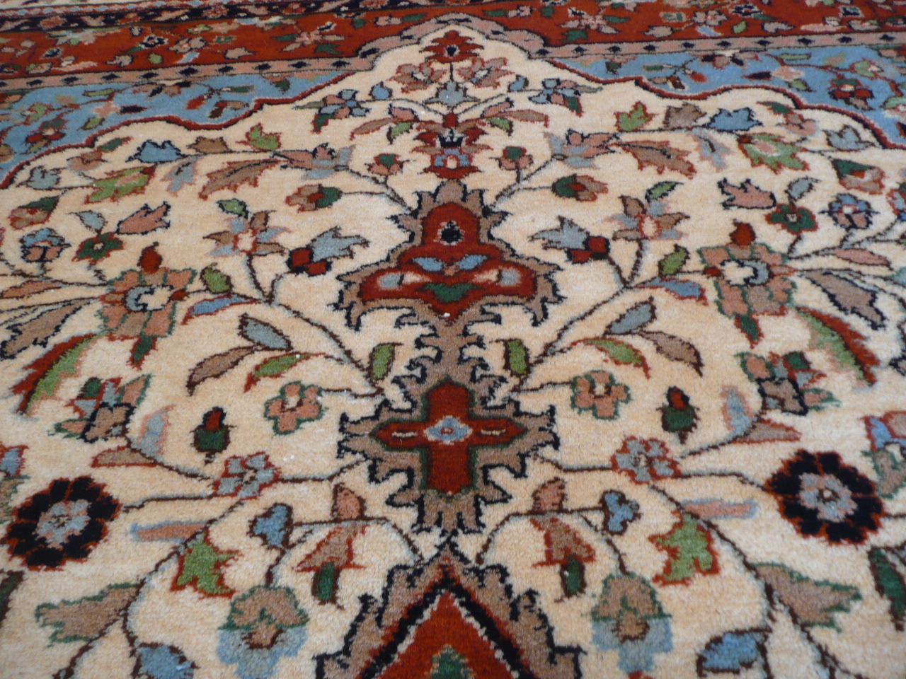 6 X 9 Hand Knotted Ivory Oriental Rug Fine Tabriz Design Oriental Rug G30