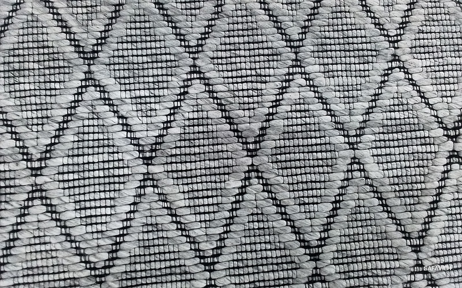 LT GREY / BLACK 5′-0″ x 8′-0″ Back Stain Rug, Reduced Price 1172802868 MRB320F-5