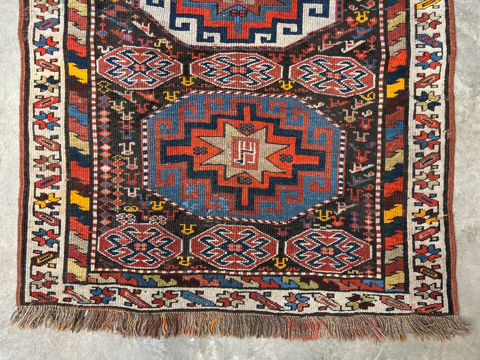4’4″x6’4″ Antique Hand-knotted Wool Geometric Caucasian Area Rug – Russian 4×6