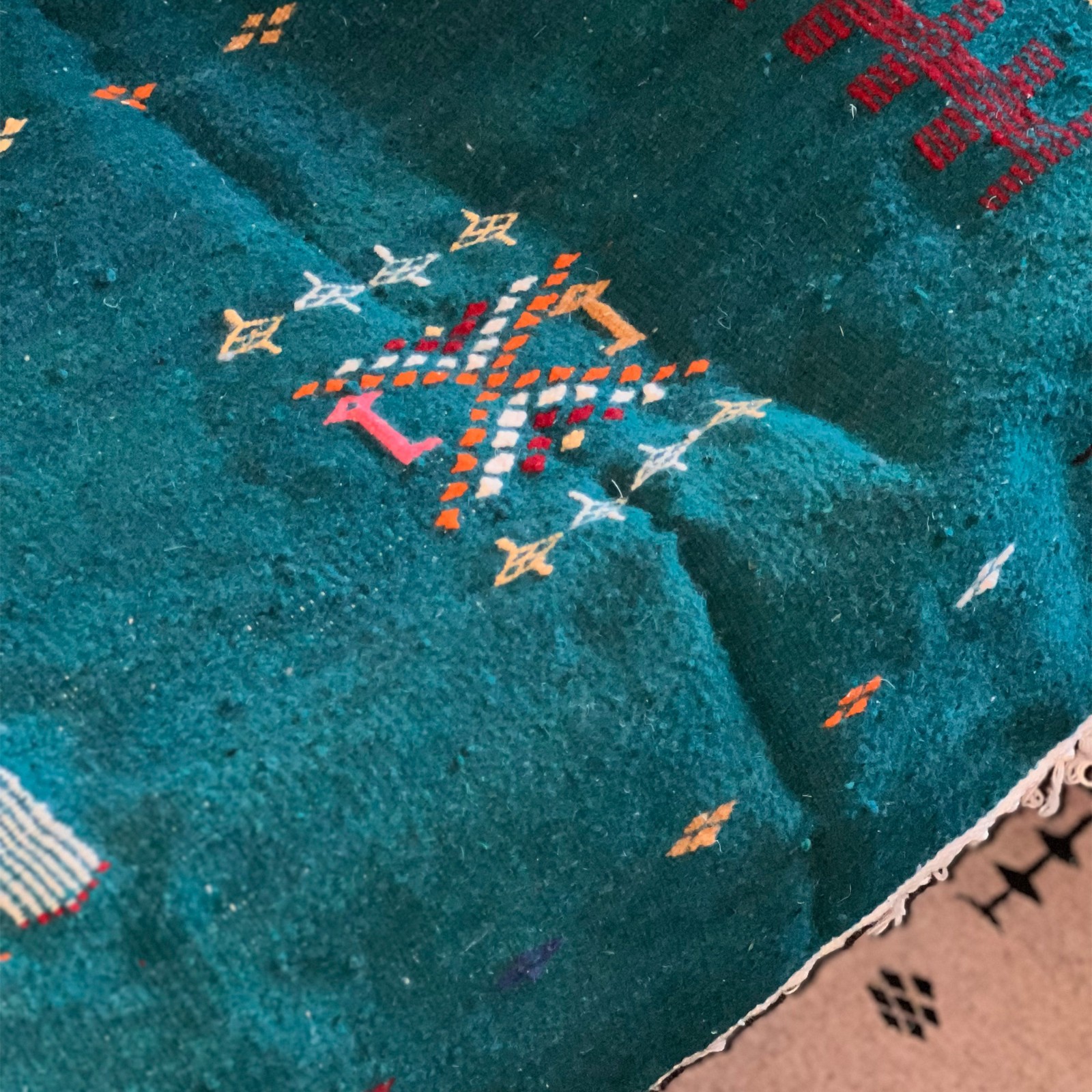Algerian Traditional Berber Rug for bed room – Teal & white, red Orange colors