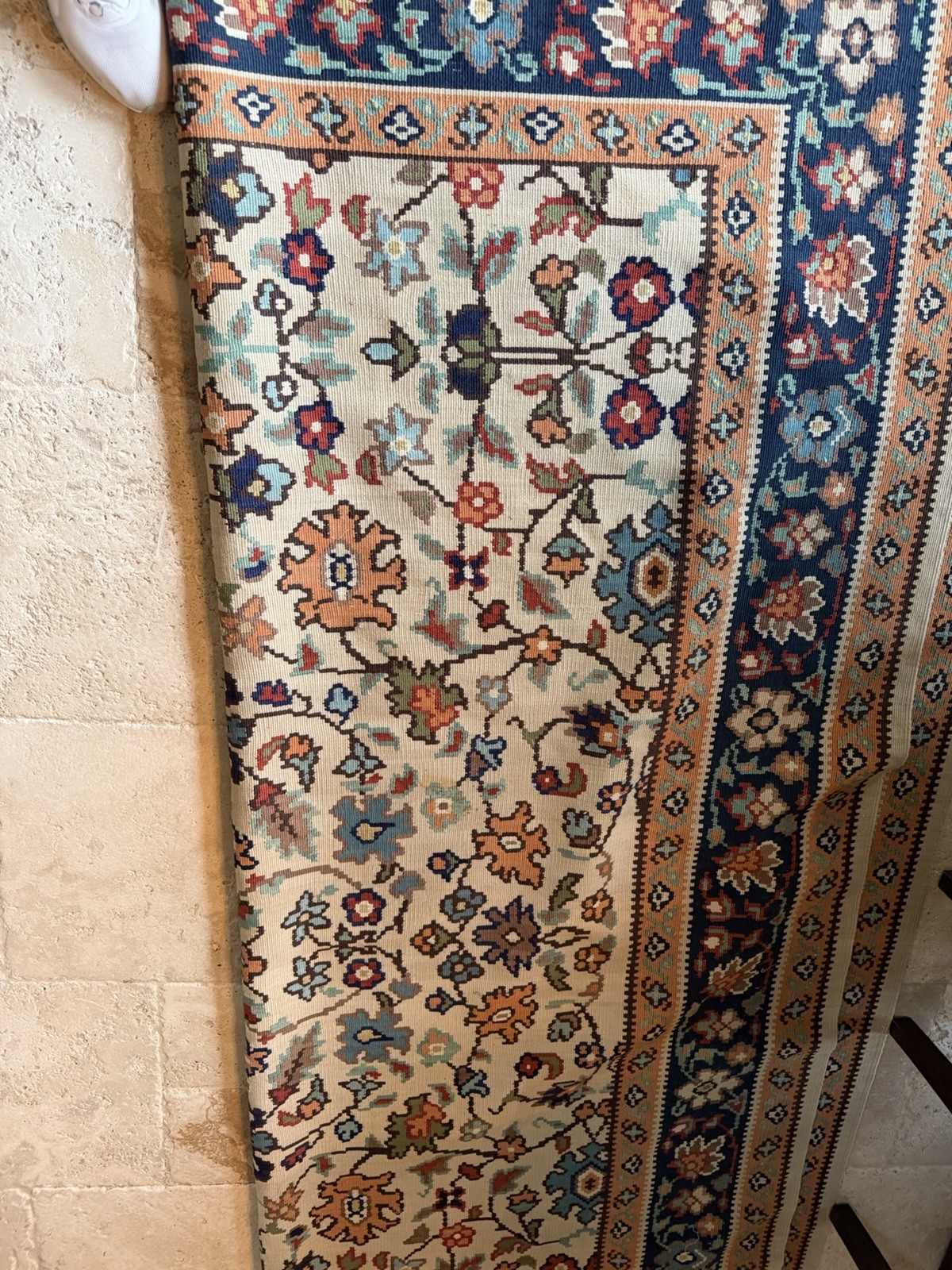 Hand-Woven Wool Floral Traditional Area Rug Multicolor Rectangle – 6’5” x 9’8”