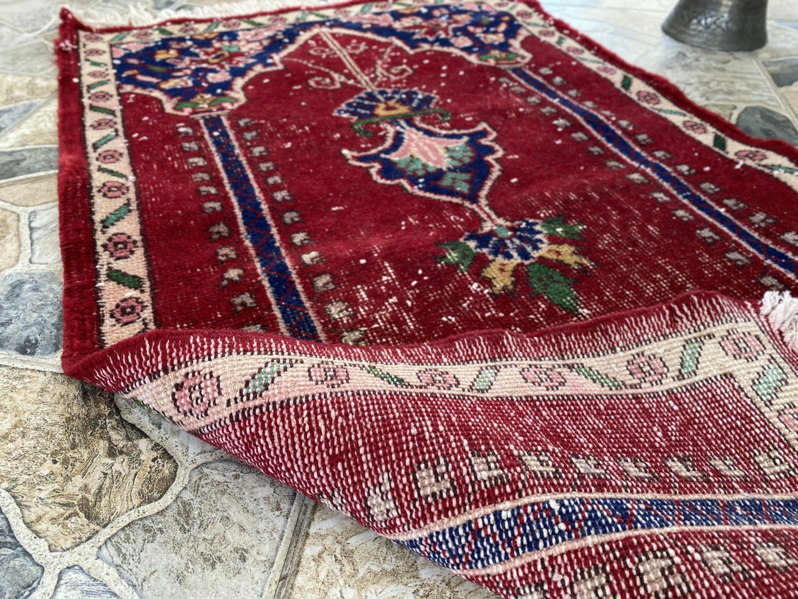 Pre 1980’s ANTIQUE ANATOLIAN FARMHOUSE RUG – GEOMETRIC PRAYER TURKISH VINTAGE
