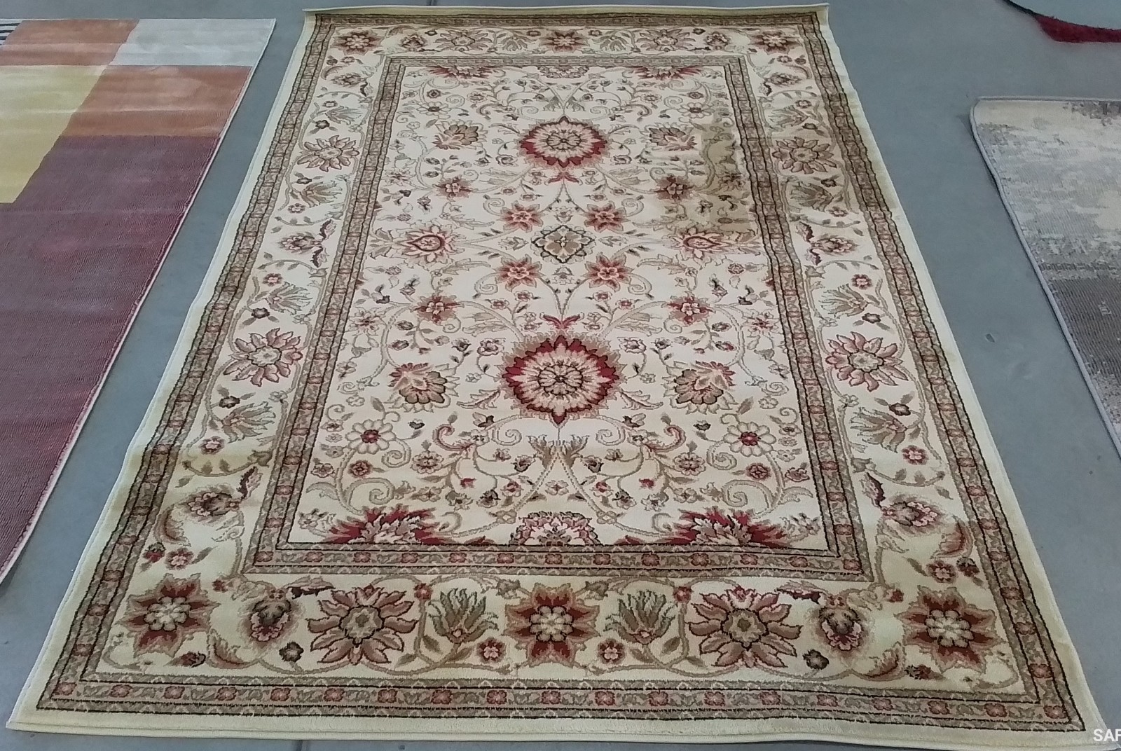 IVORY / IVORY 5′-3″ x 7′-6″ Back Stain Rug, Reduced Price 1172776298 LNH212L-5