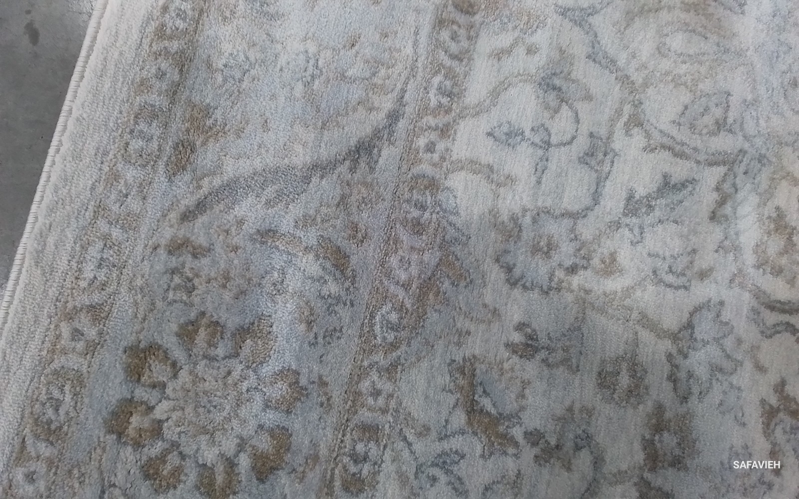 CREAM / BEIGE 5′-3″ x 7′-6″ Back Stain Rug, Reduced Price 1172780041 ISA912A-5