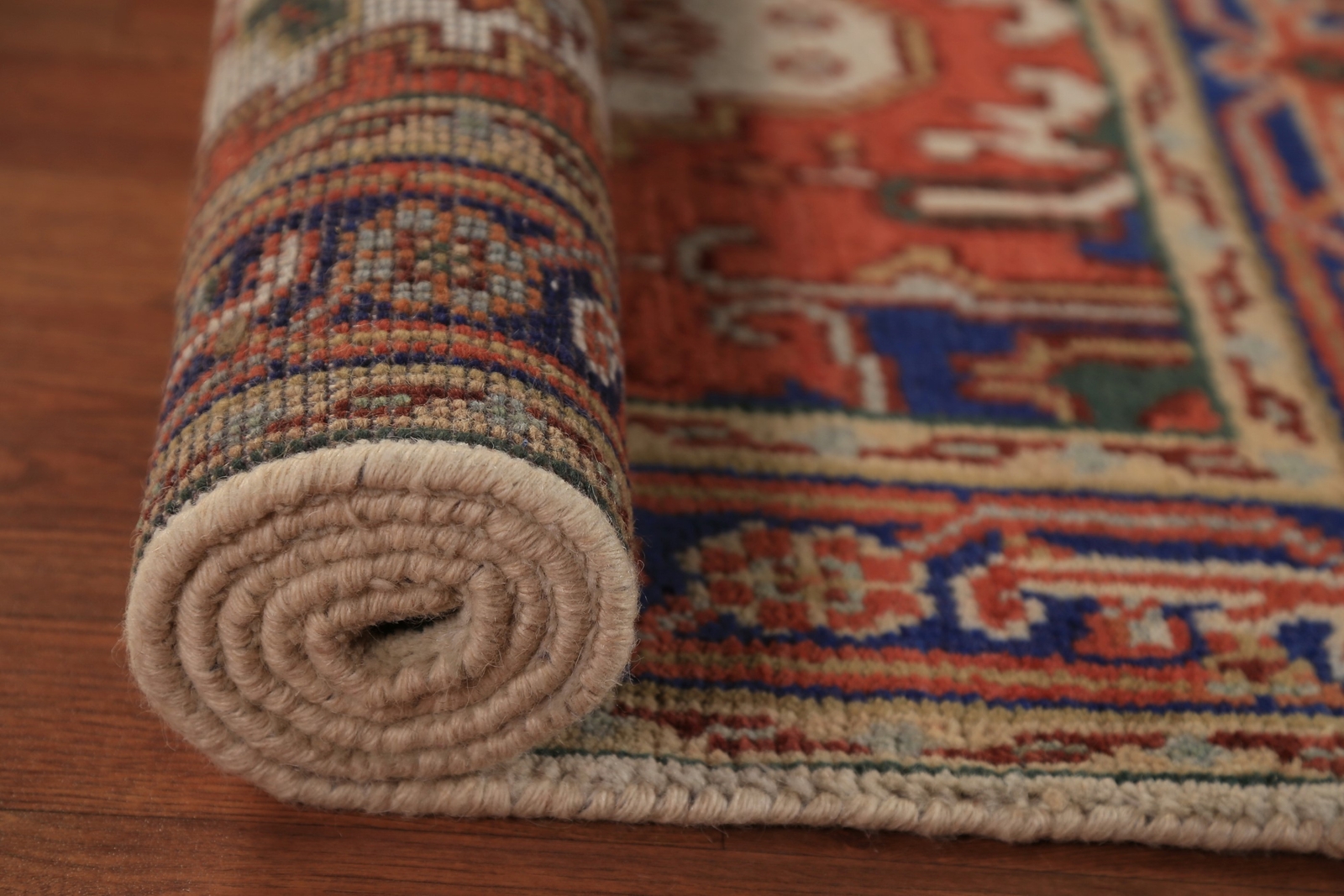 Heriz Serapi Ivory Hand-Knotted Indian Carpet in Wool 5′ 1″ x 3′ 0″