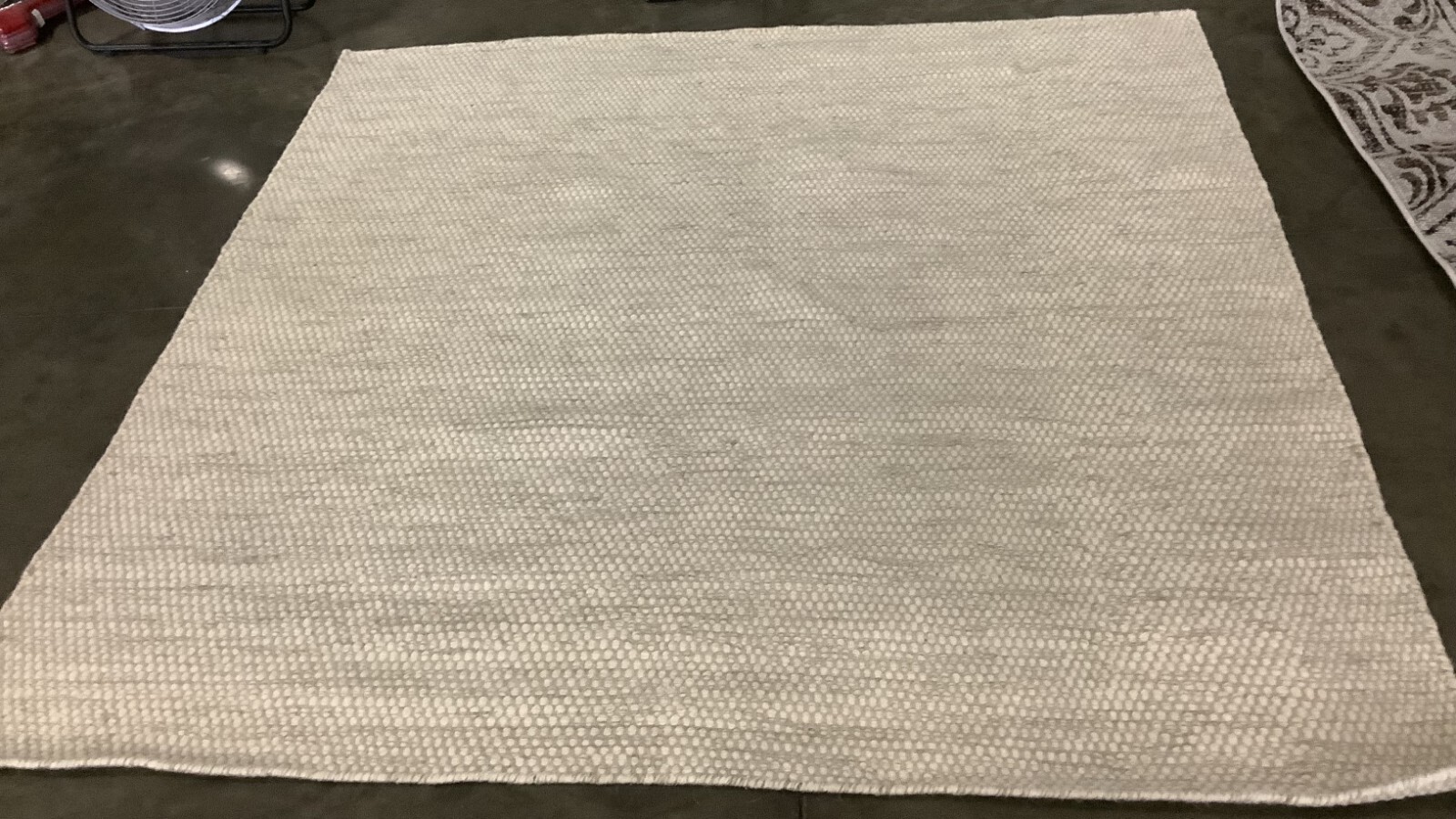IVORY / LT GREY 6′ X 6′ Square Flaw in Rug, Reduced Price 1172665439 NAT975G-6SQ