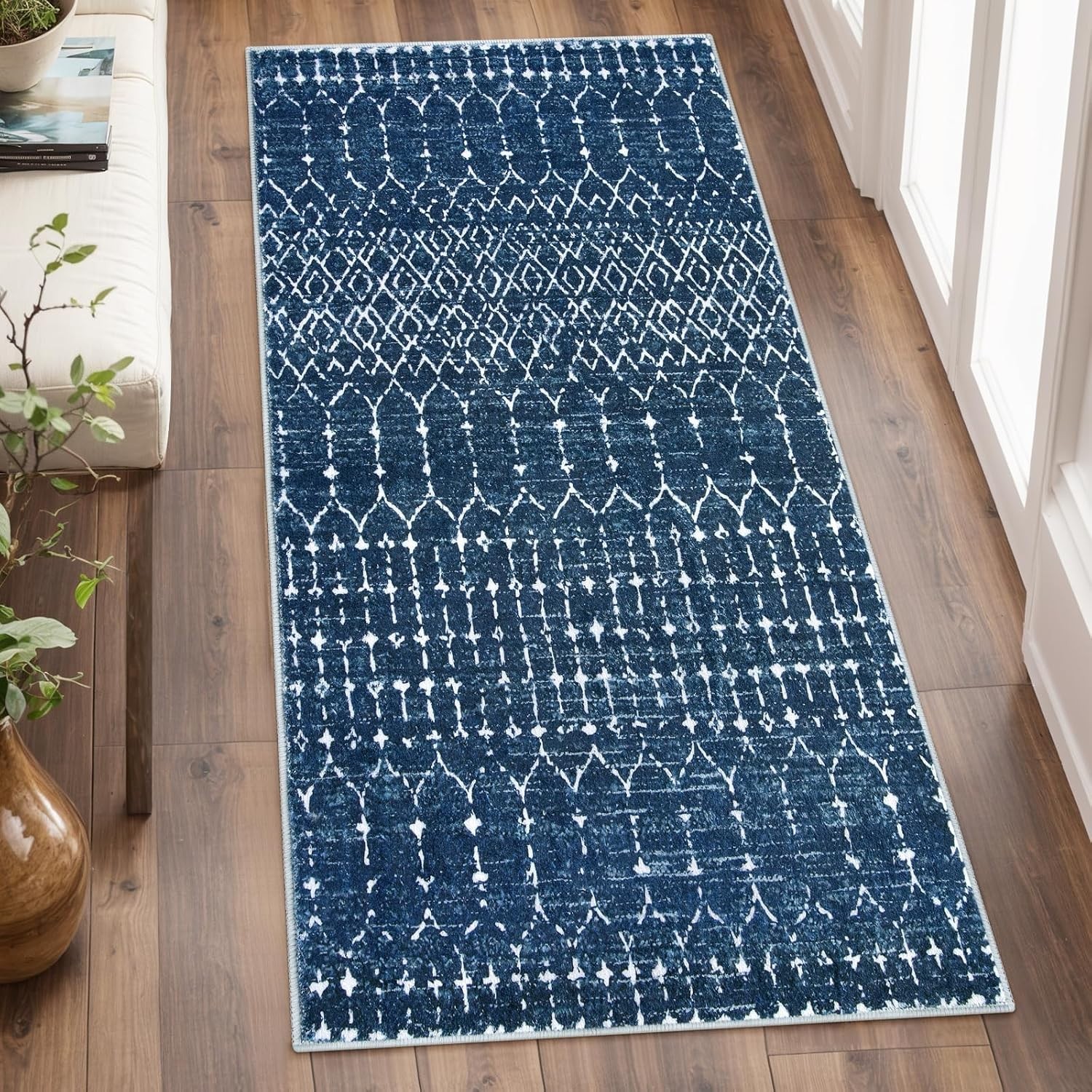 Geometric Moroccan Runner Rug – 2′ x 4′ Non-Slip Soft Faux Wool Mat for Hallway