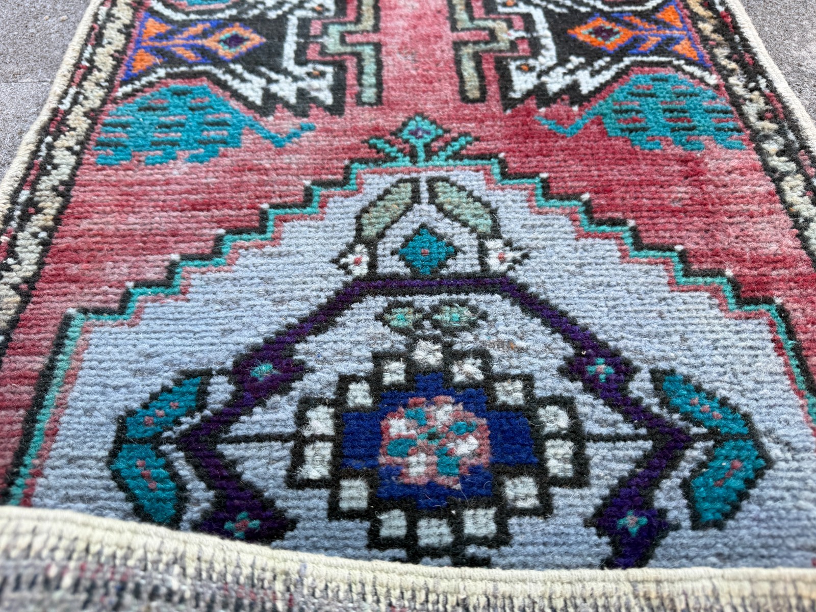 Vintage Turkish Nomadic Rug 1.6×3 ft Pink Teal Primitive Accent Carpet