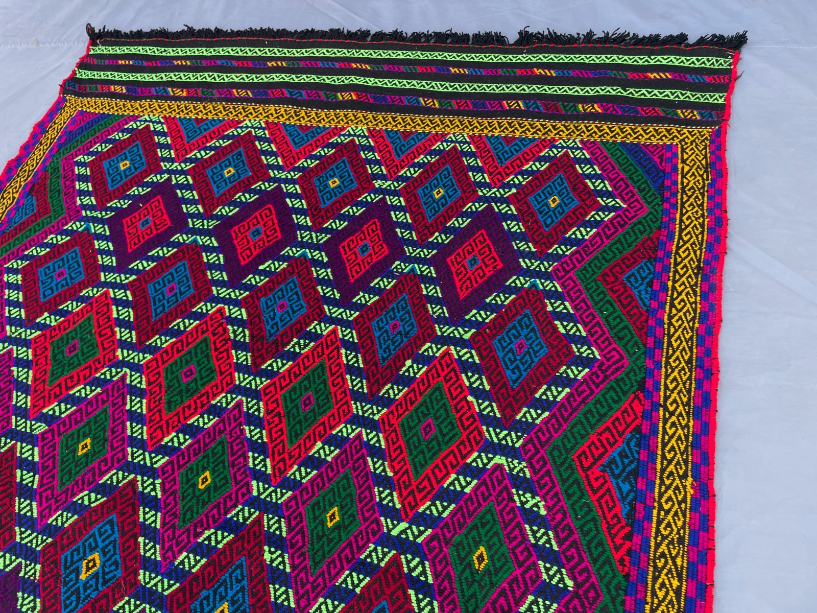 4×5 Bright Uzbek Soumak Rug Handwoven Tribal Geometric Flatweave Carpet.