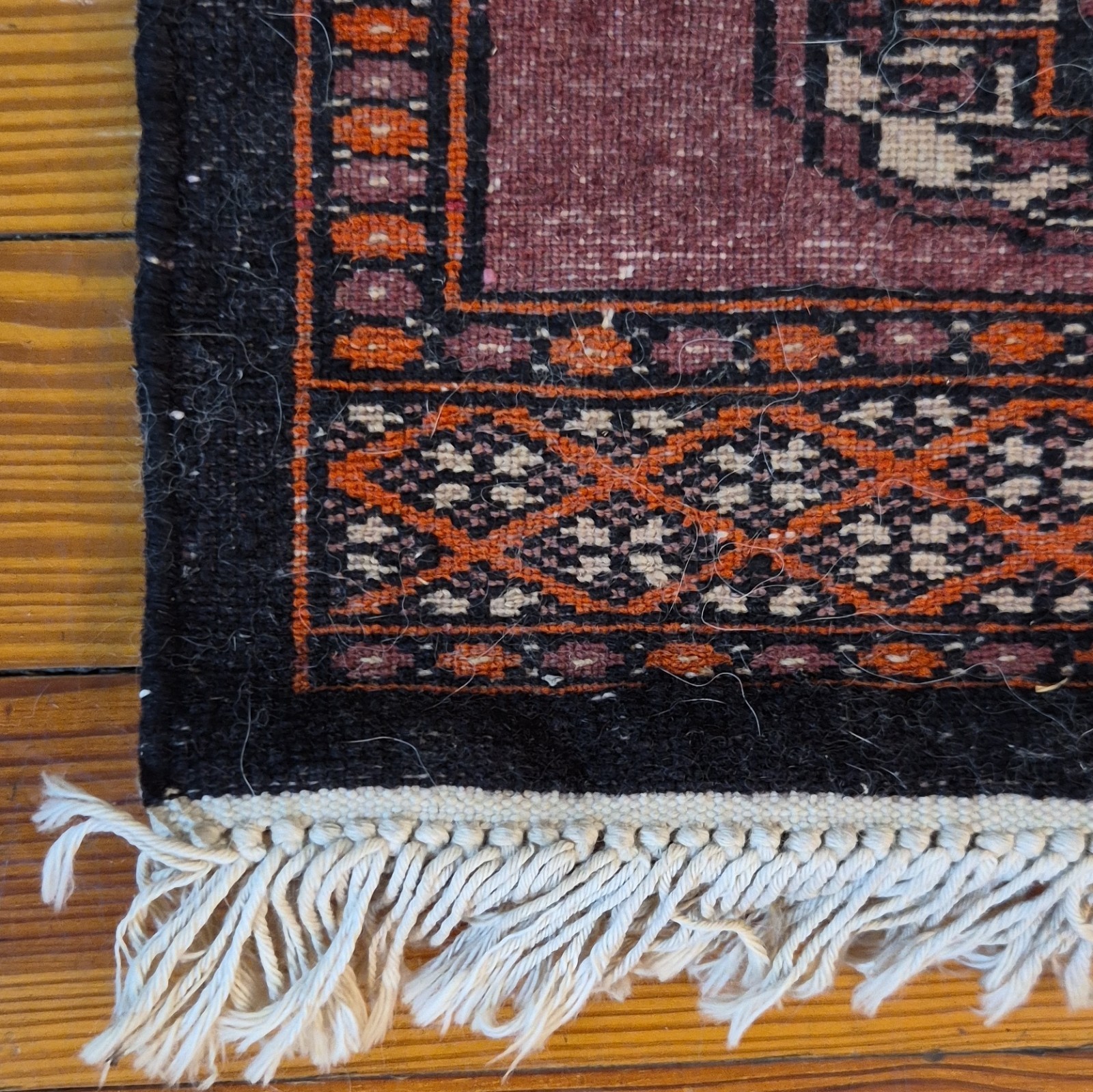 12″ Small Geometric Fringed Rectangle Area Rug for Adults Brown Black Red Beige