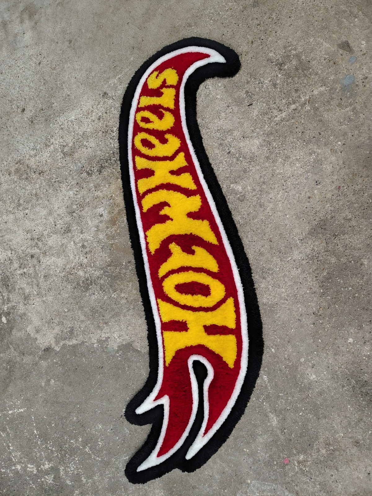 Hand Tufted Hotwheels Rug. Made In The USA From Premium Acrylic Yarn 33inch