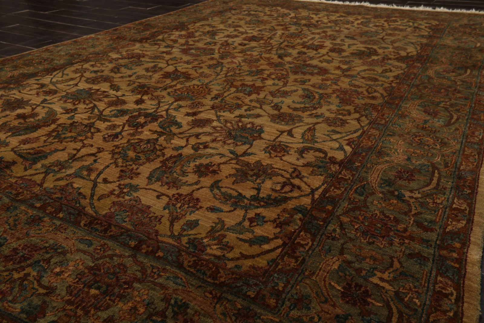 6’2”x9’5” Hand Knotted Wool Botanical Gold Wash Agra Silky Sheen Rug