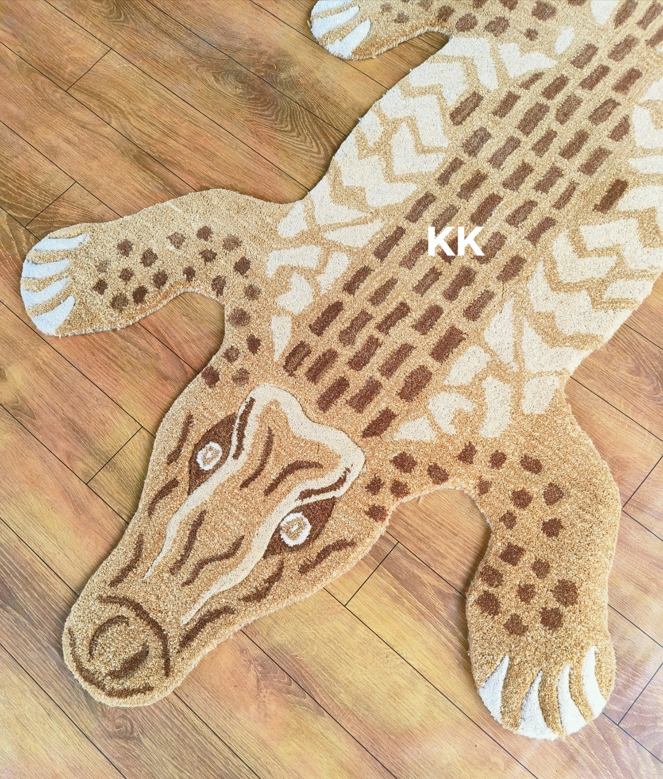 Crocodile Rugs Handmade 100% Woolen Hand Tufted For Home Decoration