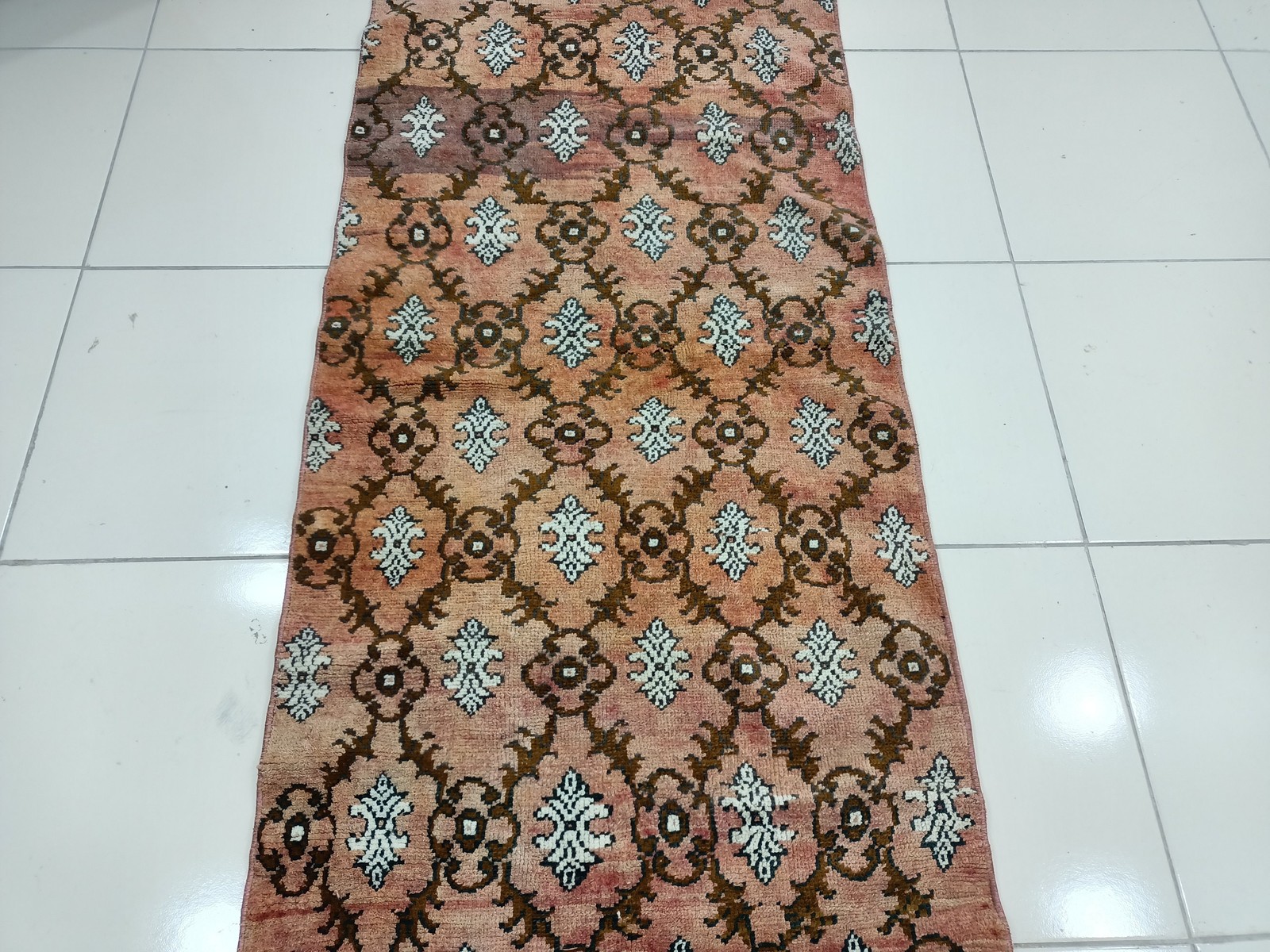 Turkish Vintage Rug Pink Aztec Wool Handknotted 2.6×5.8 Feet VT611