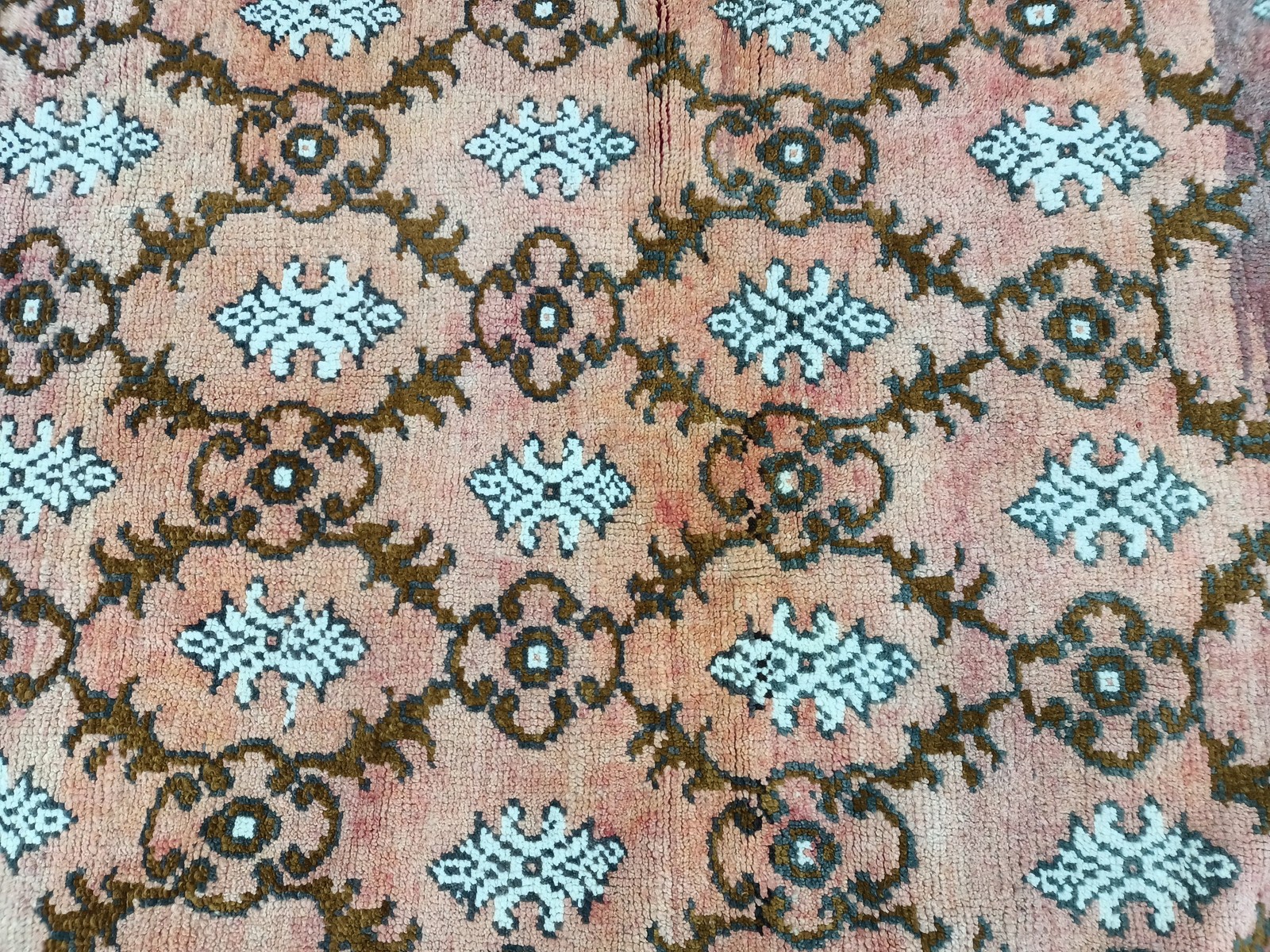 Turkish Vintage Rug Pink Aztec Wool Handknotted 2.6×5.8 Feet VT611