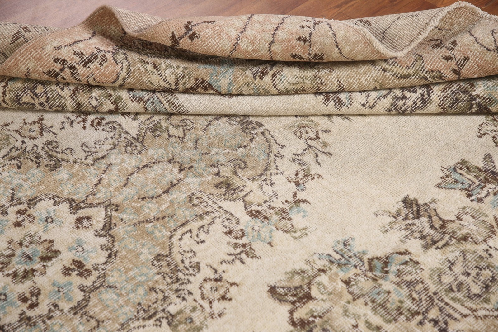 Ivory Sparta Turkish Area Rug 6×9 Distressed Traditional Handmade Wool Carpet