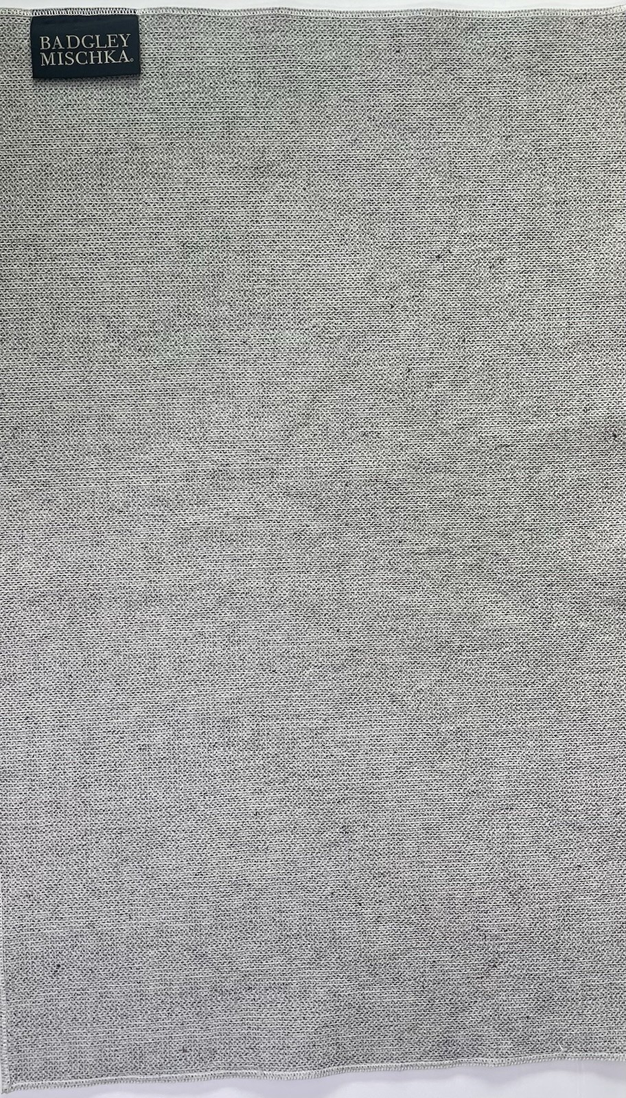 Badgley Mischka Blue Elegant Rug with Soft Texture 31.5″ × 20″