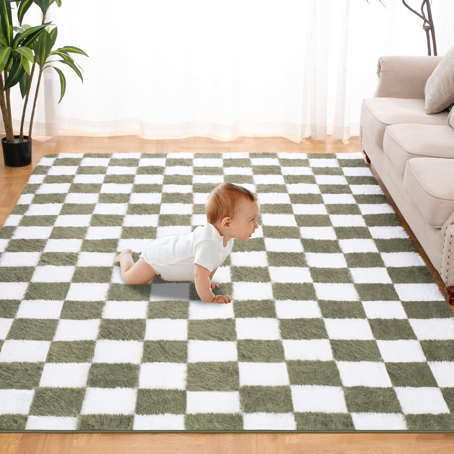 Super Soft Rug for Bedroom, 4X6 Ft Green and White Area Rug Classic Checkered Sh