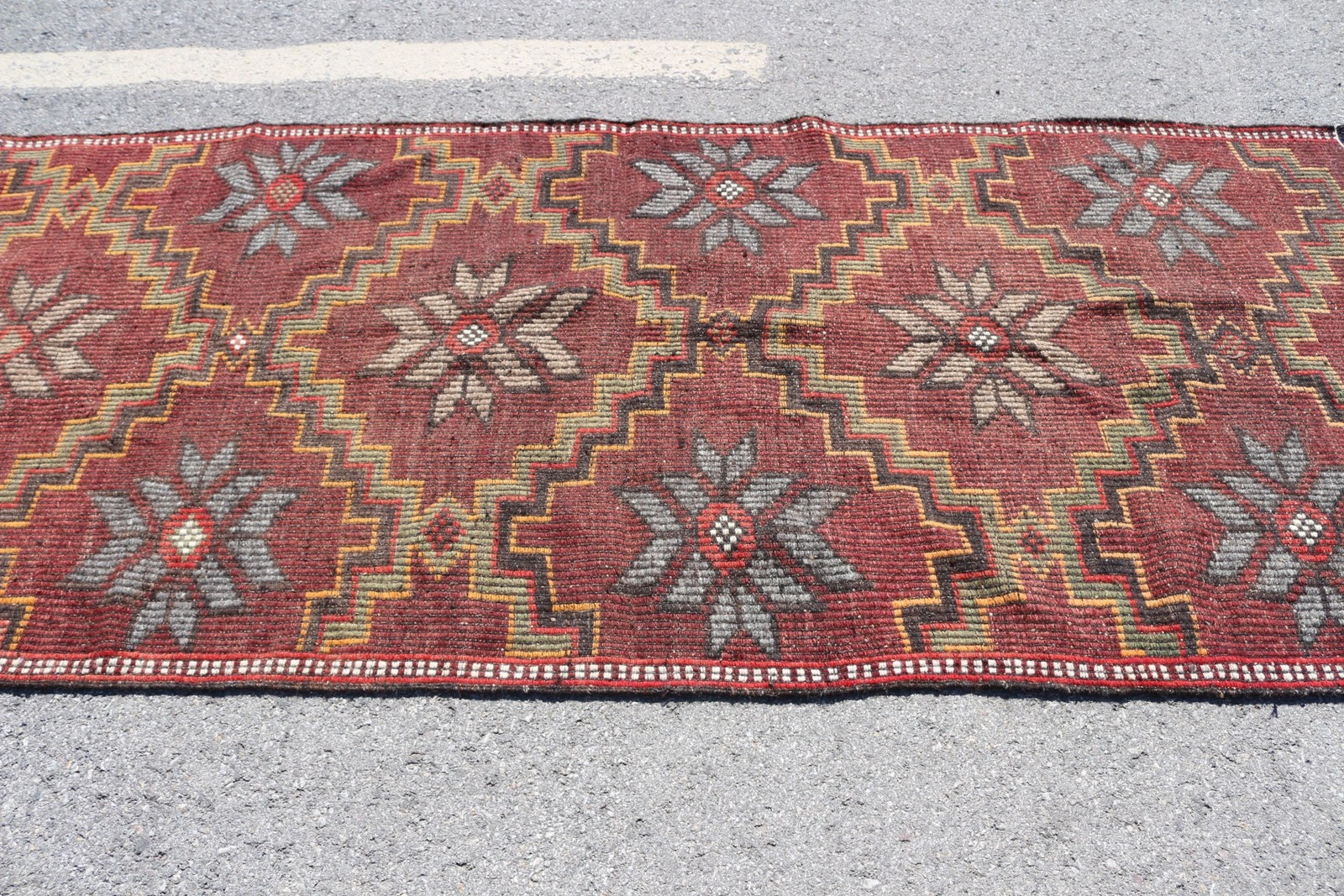Vintage Area Rug 4×9,3 ft (123×283 cm), Kilim Red Oriental Turkish Rug