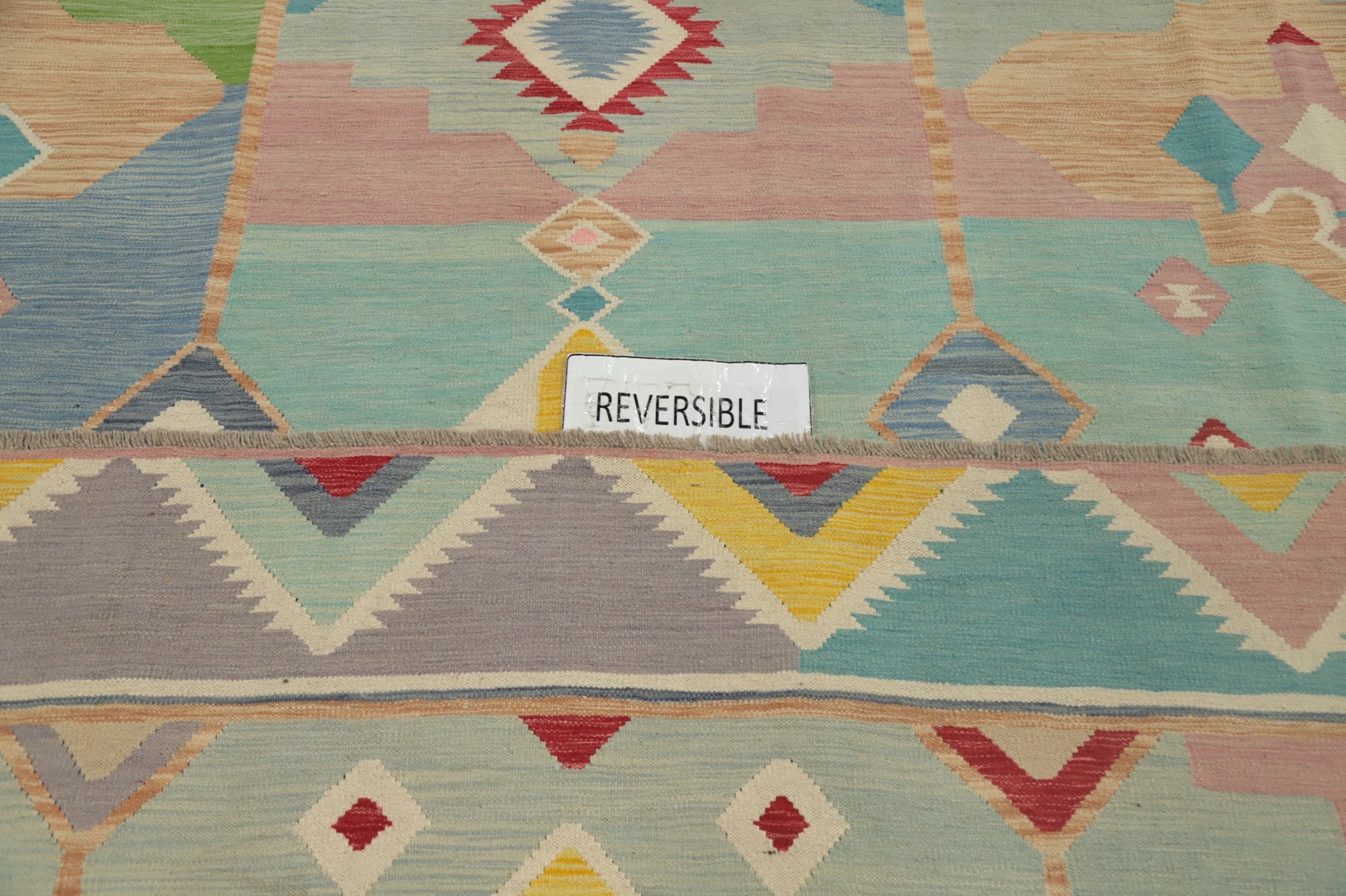 Vibrant Flat-weave Large Kilim Rug 10×13 Bringing Brightness to Any Room