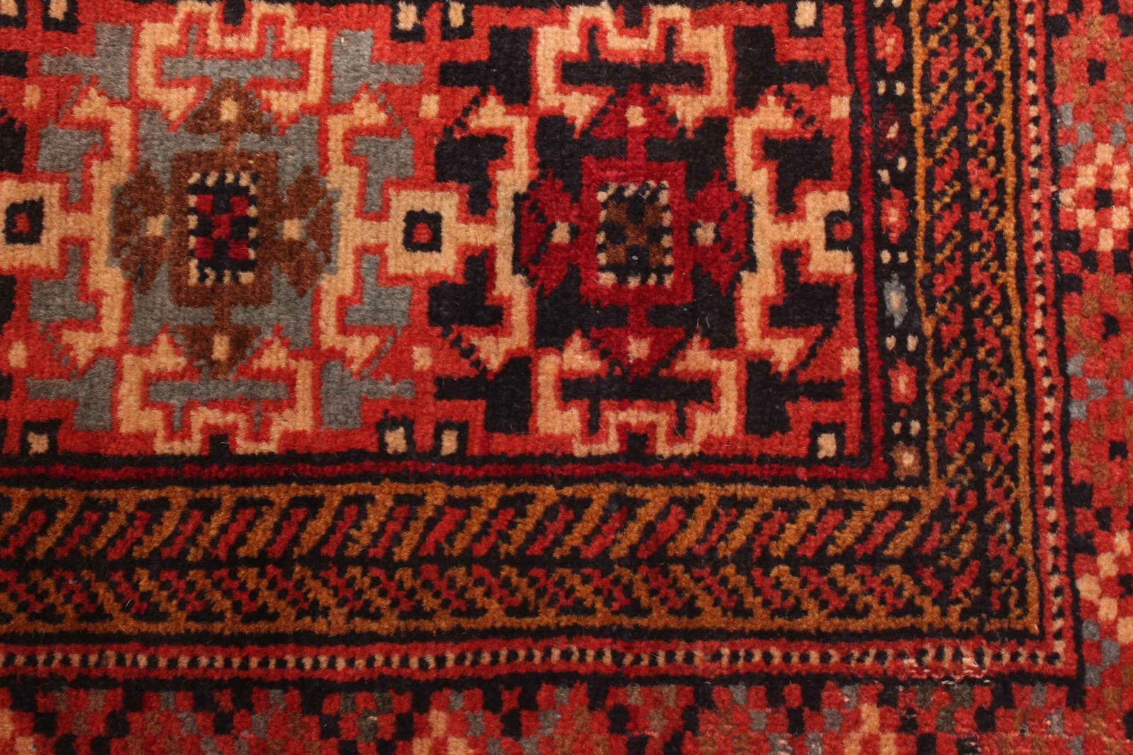 Vintage 2’9″ x 4’6″ Traditional Hand Knotted Vegetable Dye Wool Area Rug